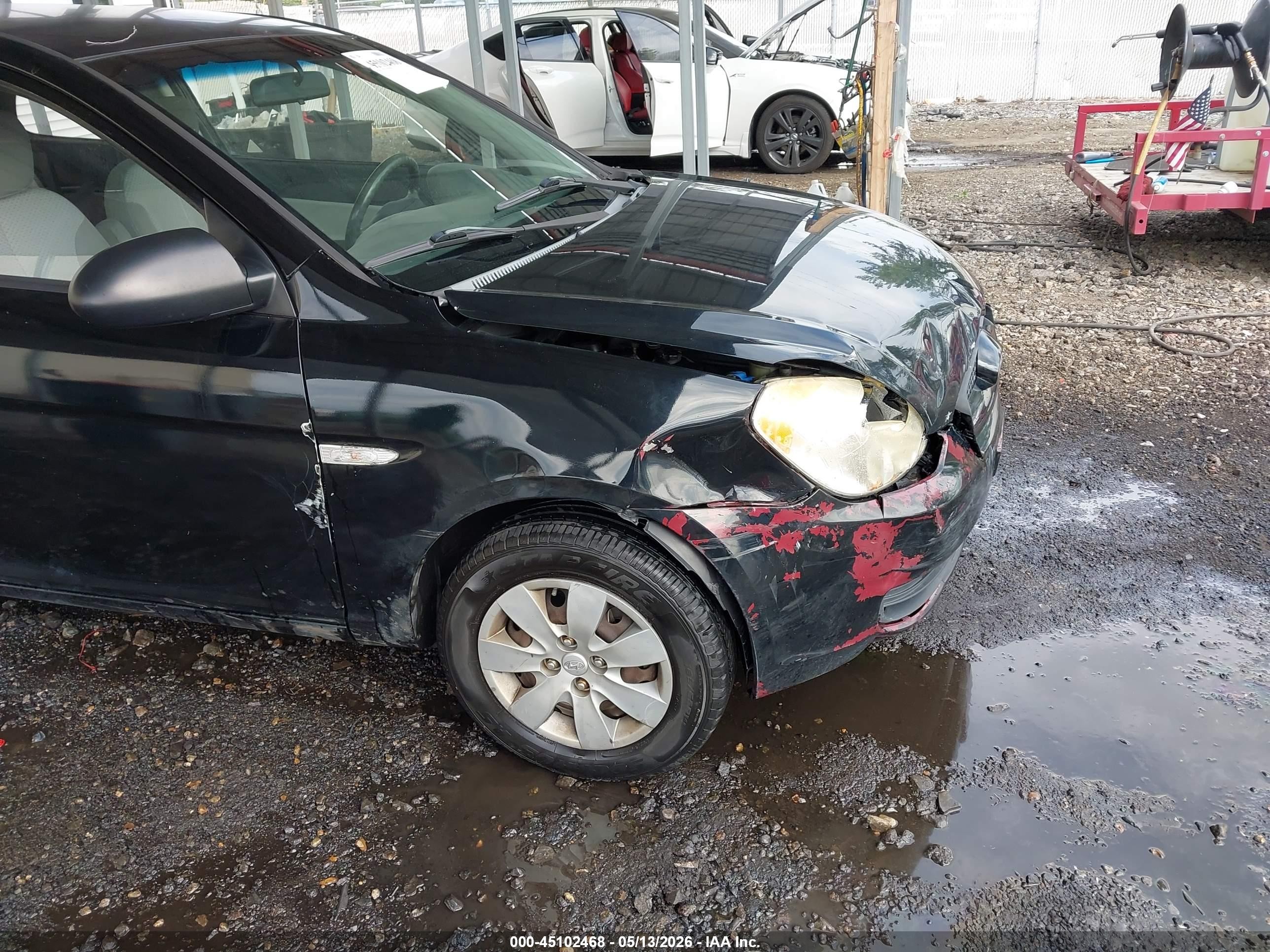 2008 Hyundai Accent Gs Black vin: KMHCM36C88U103204
