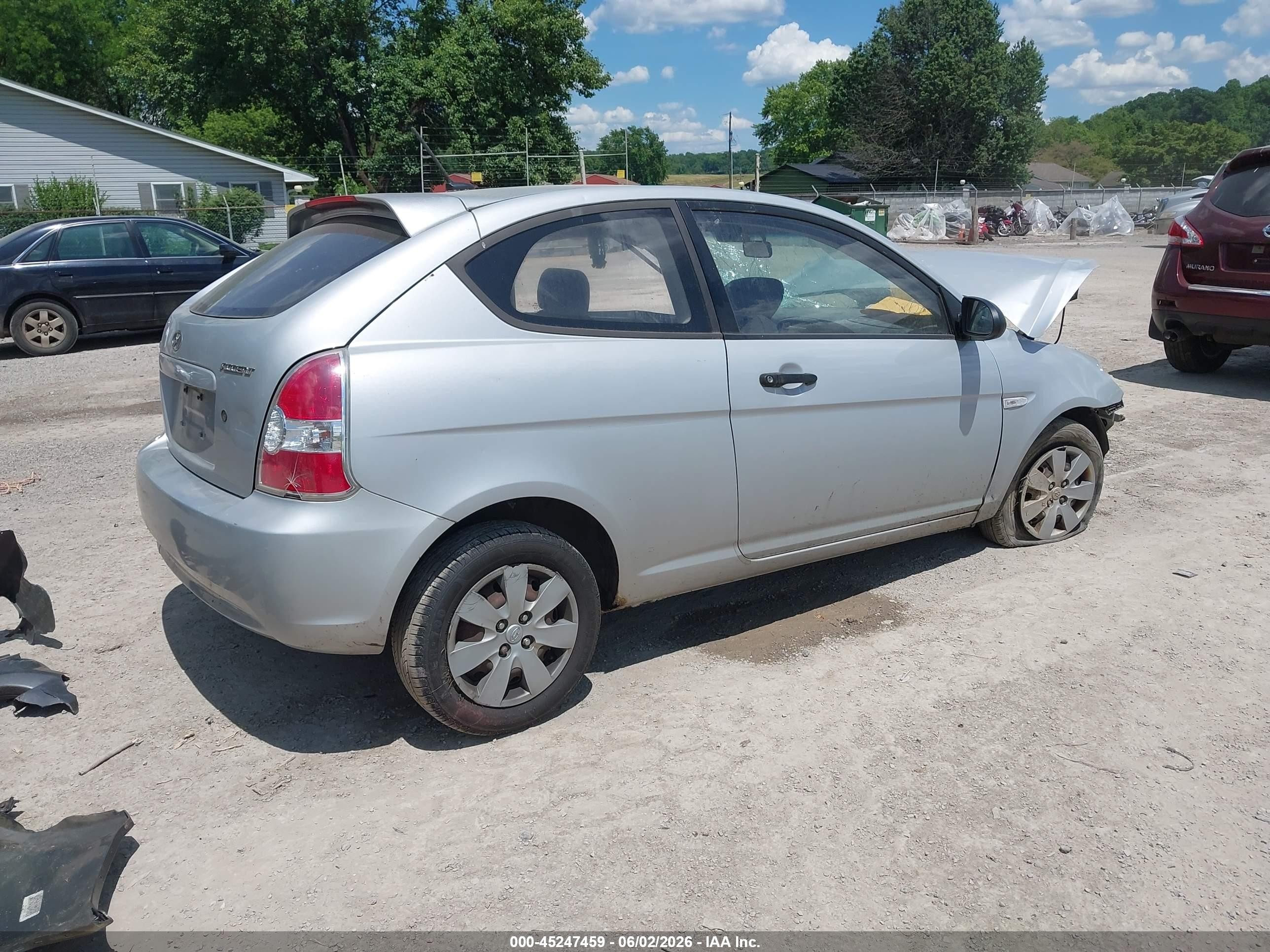 2009 Hyundai Accent Gs Gray vin: KMHCM36C89U113698