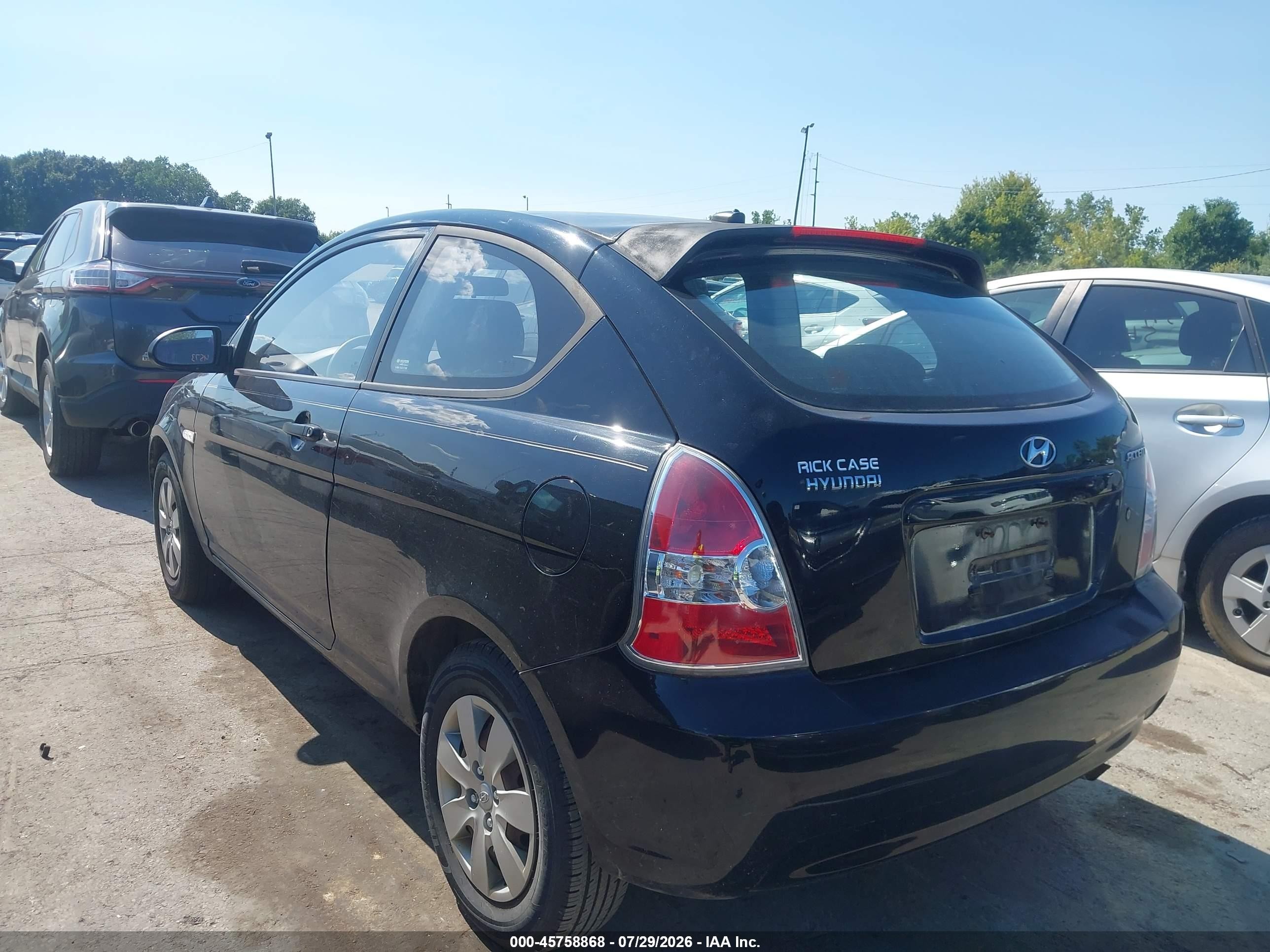 2009 Hyundai Accent Gs Black vin: KMHCM36C89U131277