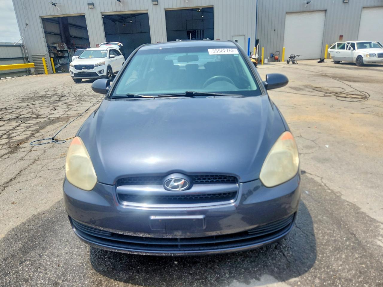2008 Hyundai Accent Gs Gray vin: KMHCM36C98U056782