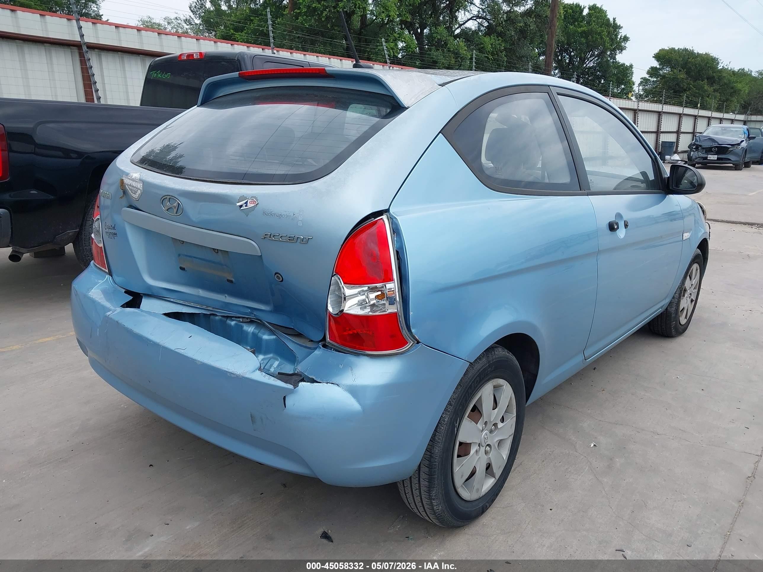 2008 Hyundai Accent Gs Синий vin: KMHCM36C98U091547