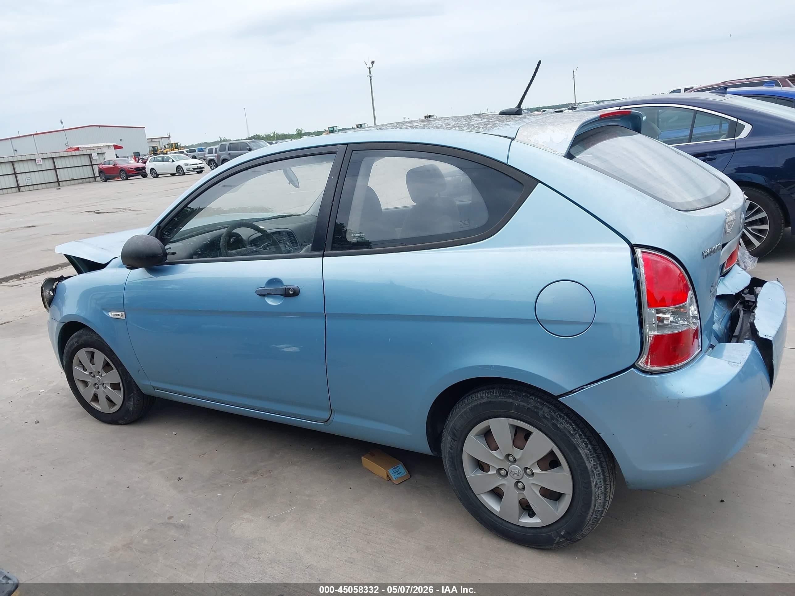 2008 Hyundai Accent Gs Синий vin: KMHCM36C98U091547