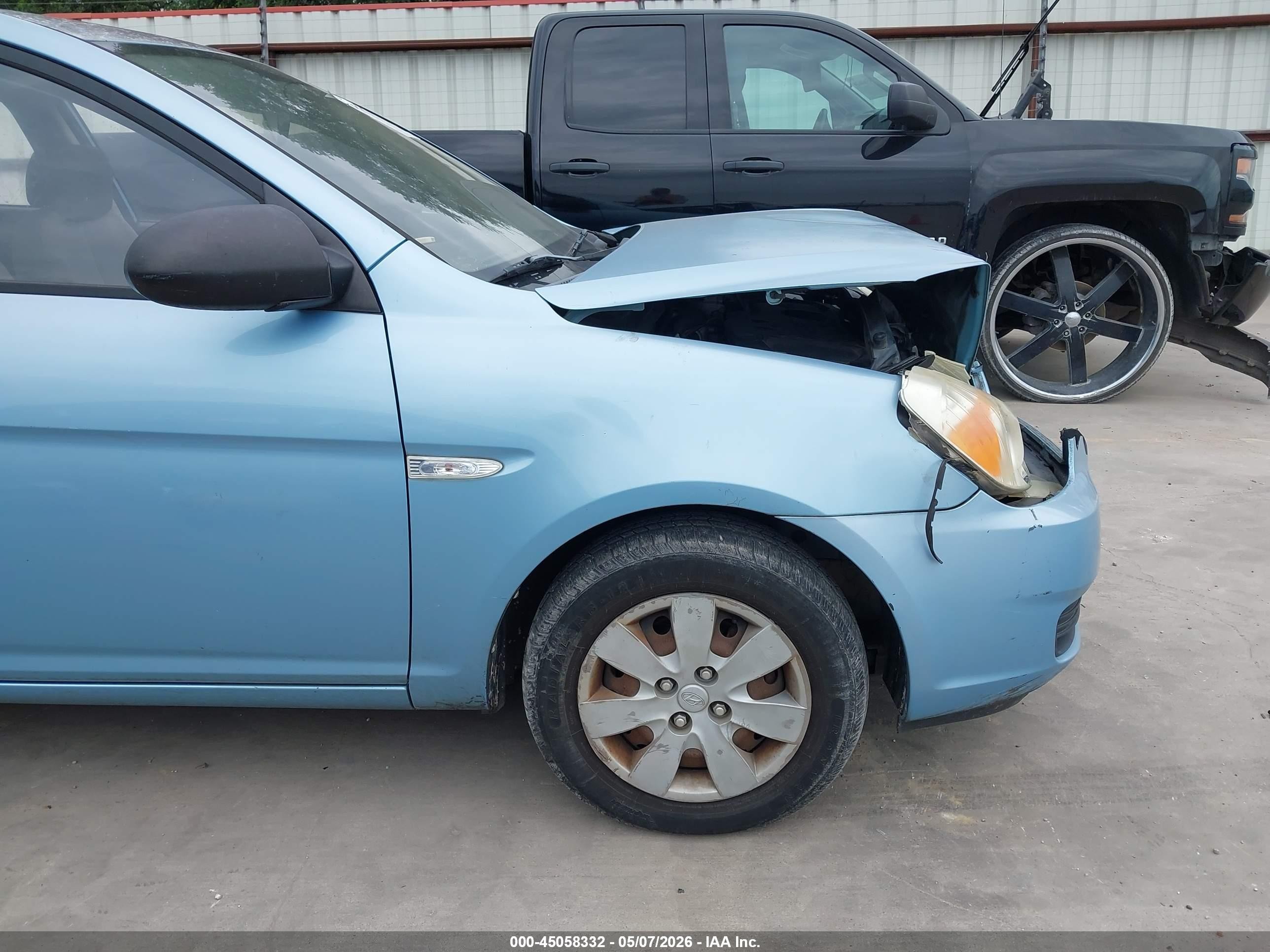 2008 Hyundai Accent Gs Синий vin: KMHCM36C98U091547