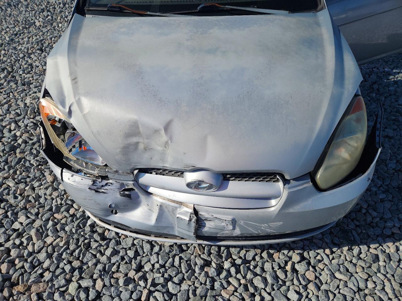 2009 Hyundai Accent Gs Silver vin: KMHCM36C99U121308