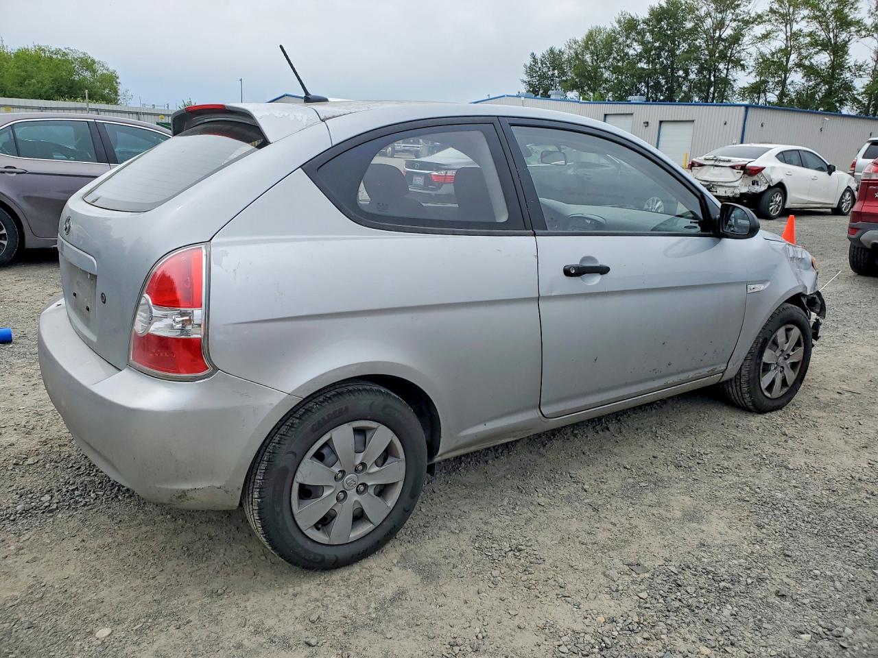 2008 Hyundai Accent Gs Silver vin: KMHCM36CX8U077527