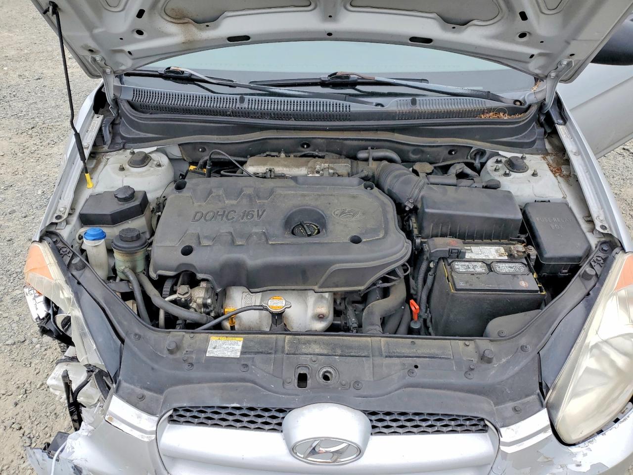 2008 Hyundai Accent Gs Silver vin: KMHCM36CX8U077527
