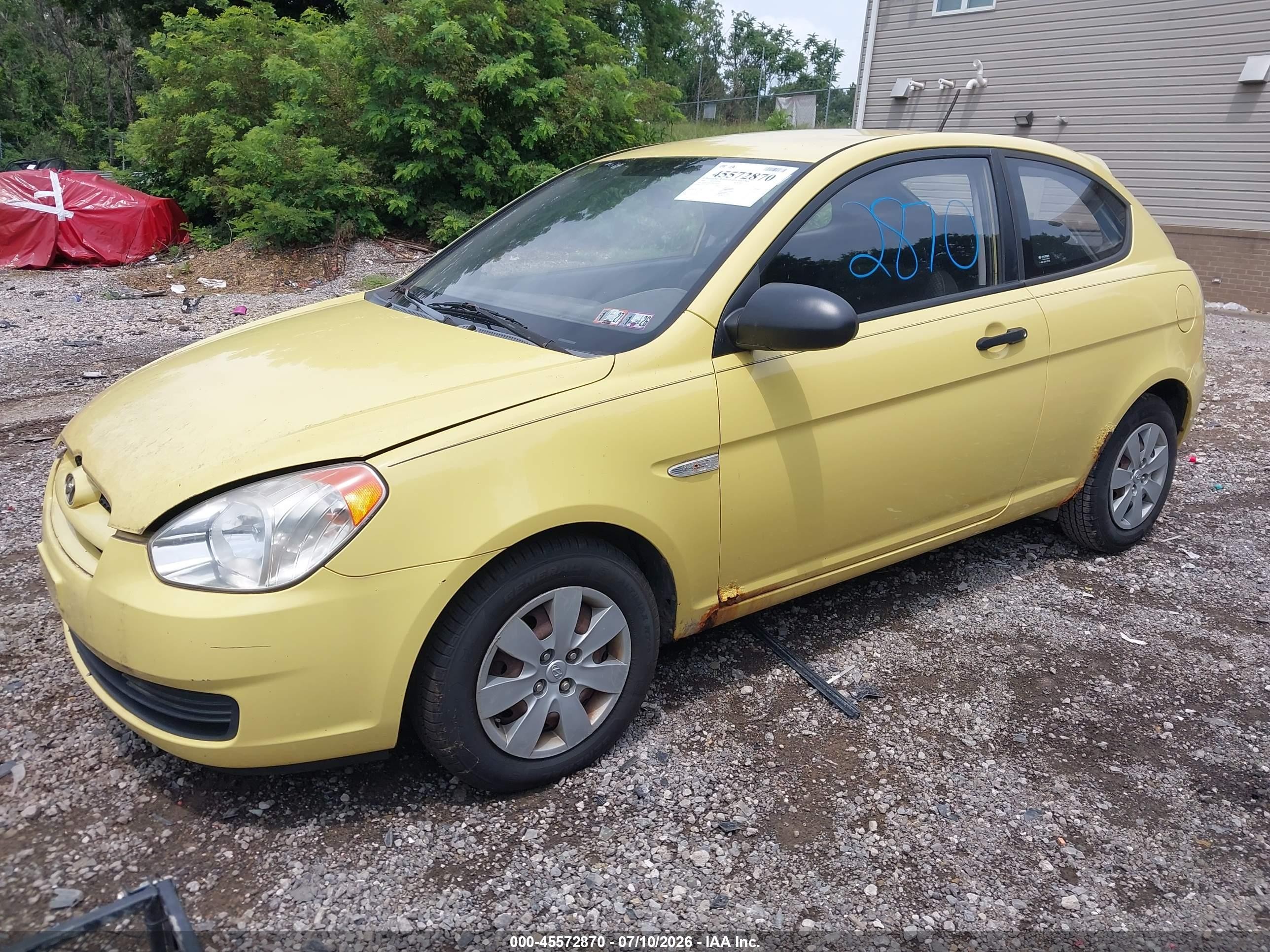 2008 Hyundai Accent Gs Yellow vin: KMHCM36CX8U078452