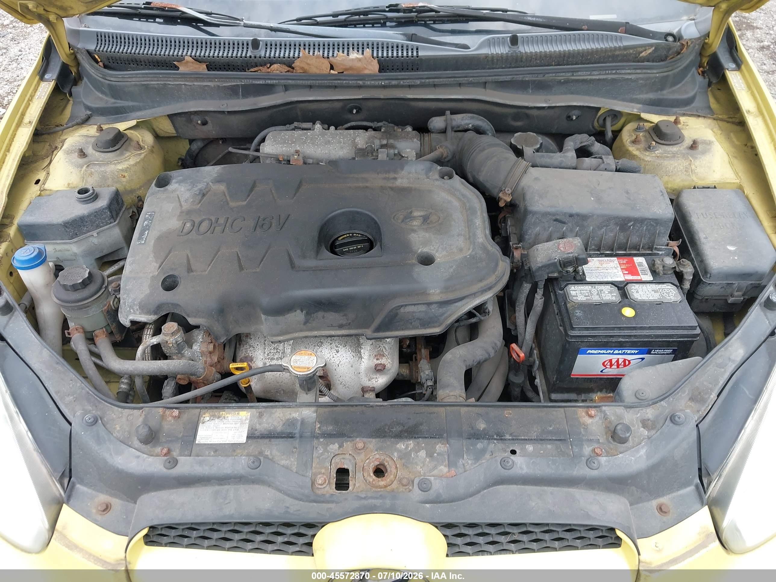 2008 Hyundai Accent Gs Yellow vin: KMHCM36CX8U078452