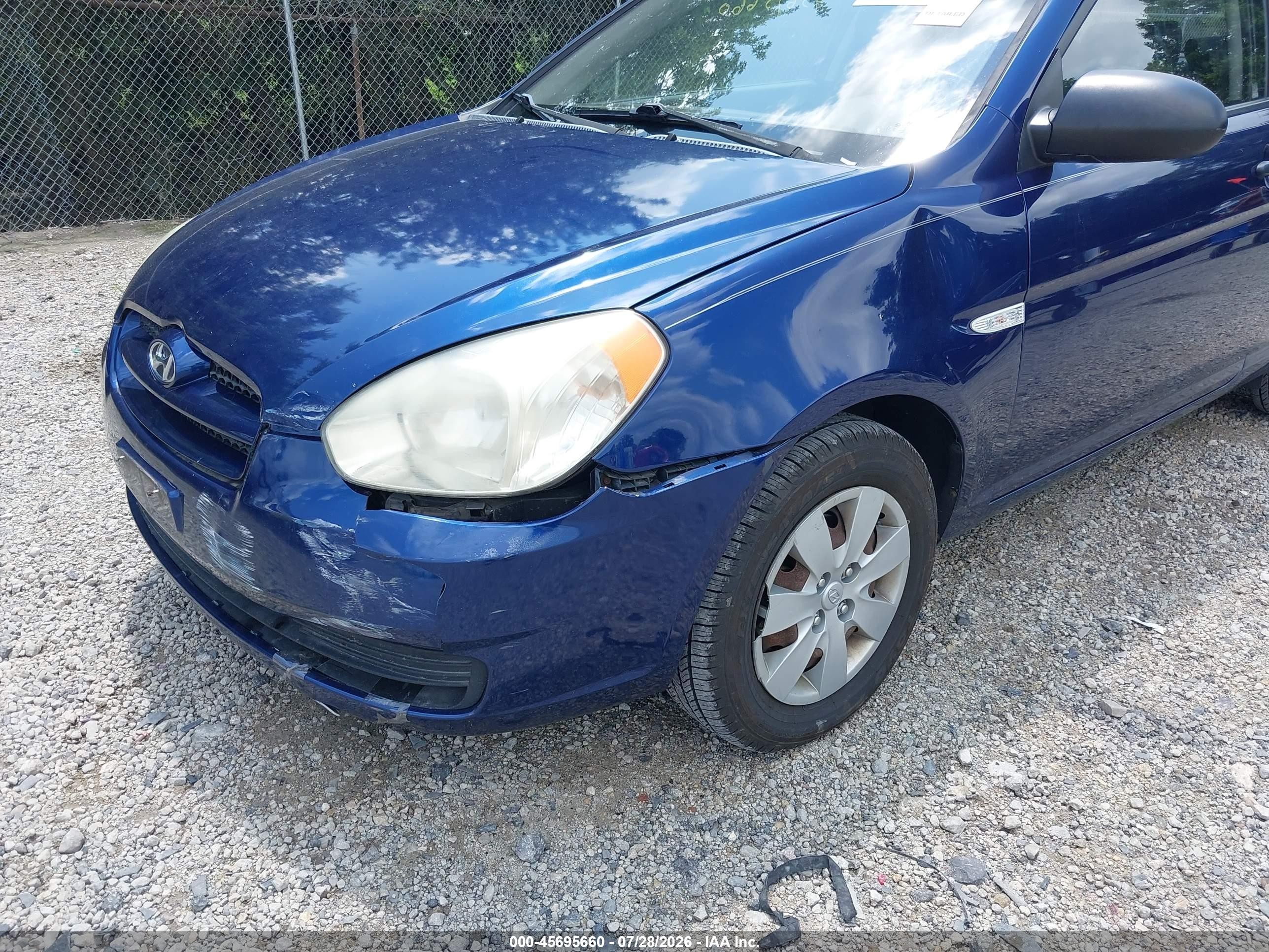 2008 Hyundai Accent Gs Blue vin: KMHCM36CX8U082890