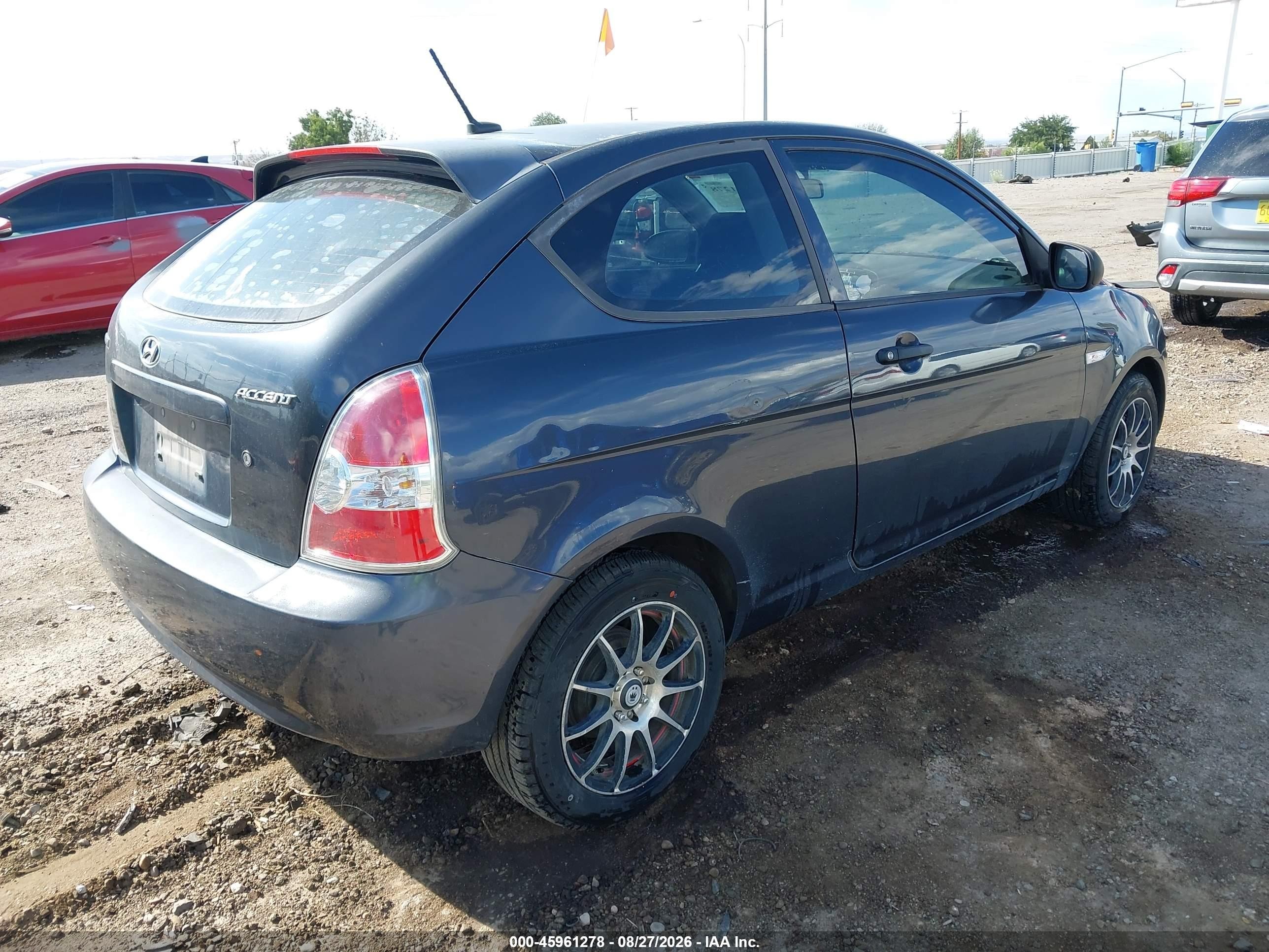 2009 Hyundai Accent Gs Gray vin: KMHCM36CX9U122550