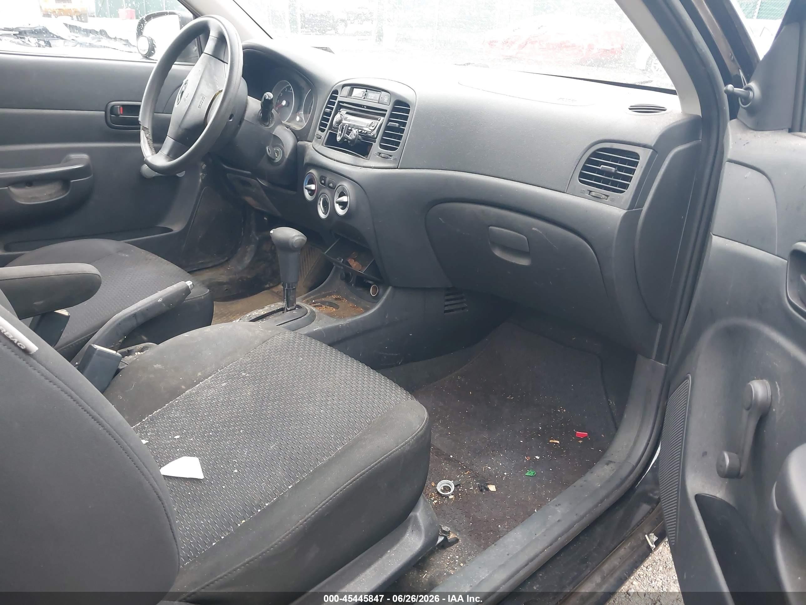 2010 Hyundai Accent Gs Black vin: KMHCM3AC0AU167718