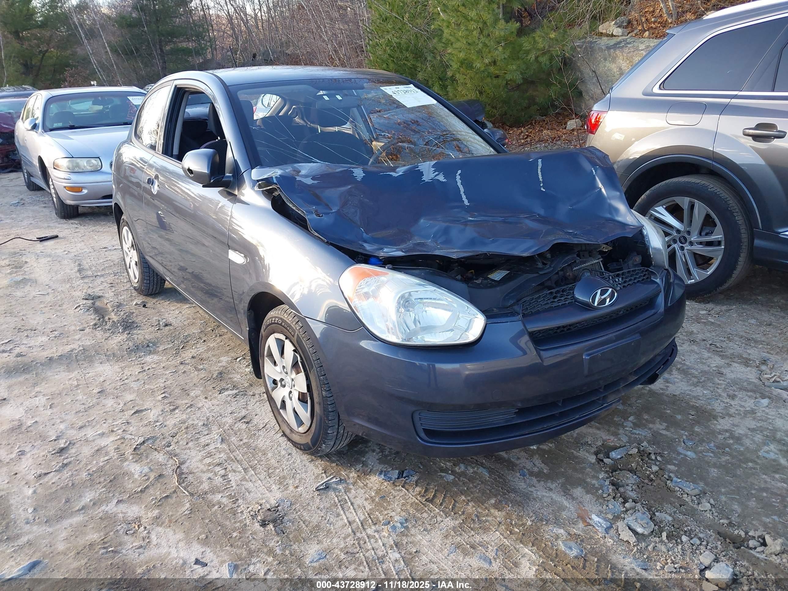 KMHCM3AC2AU158843