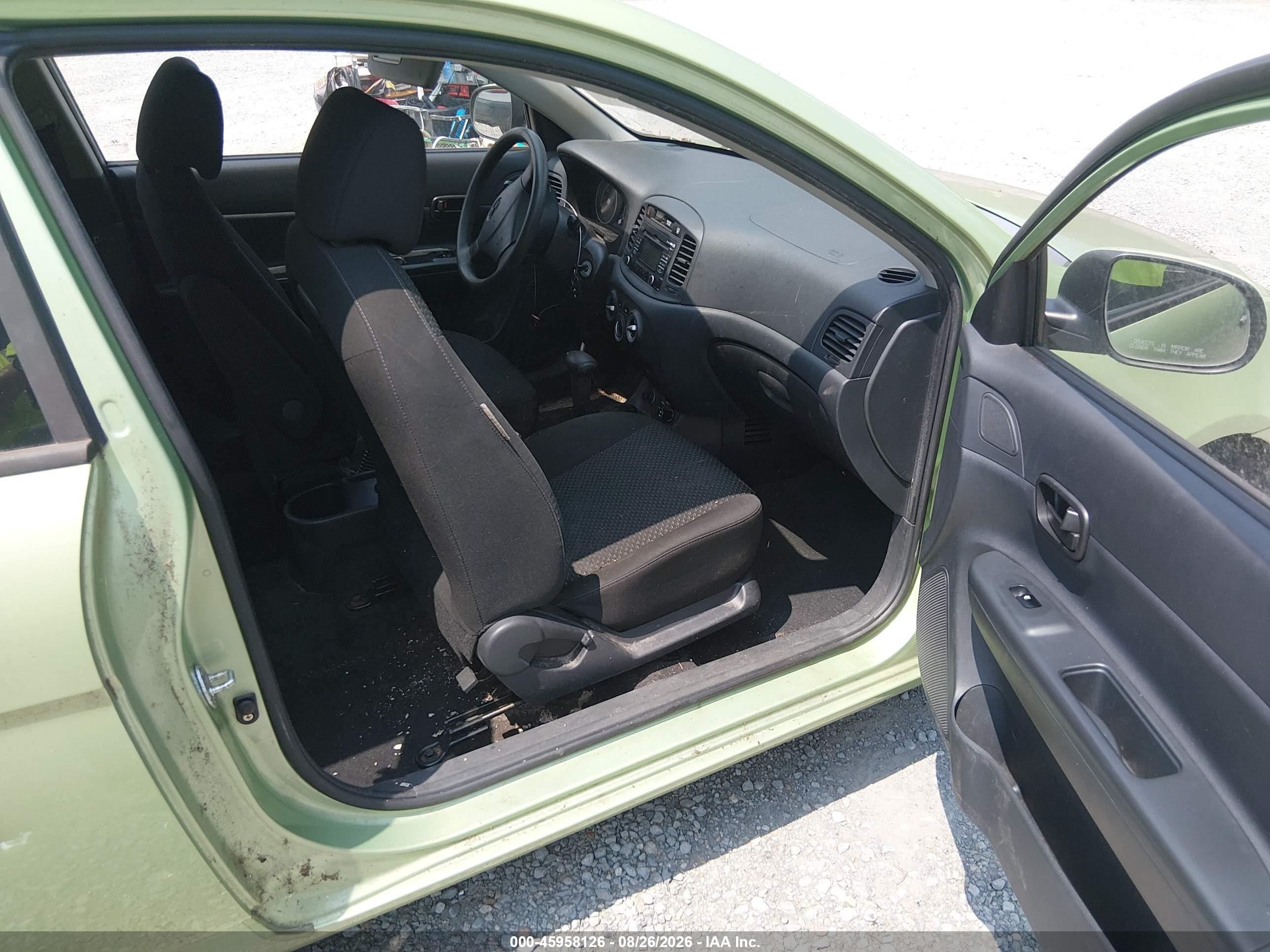 2010 Hyundai Accent Gs Green vin: KMHCM3AC2AU165842