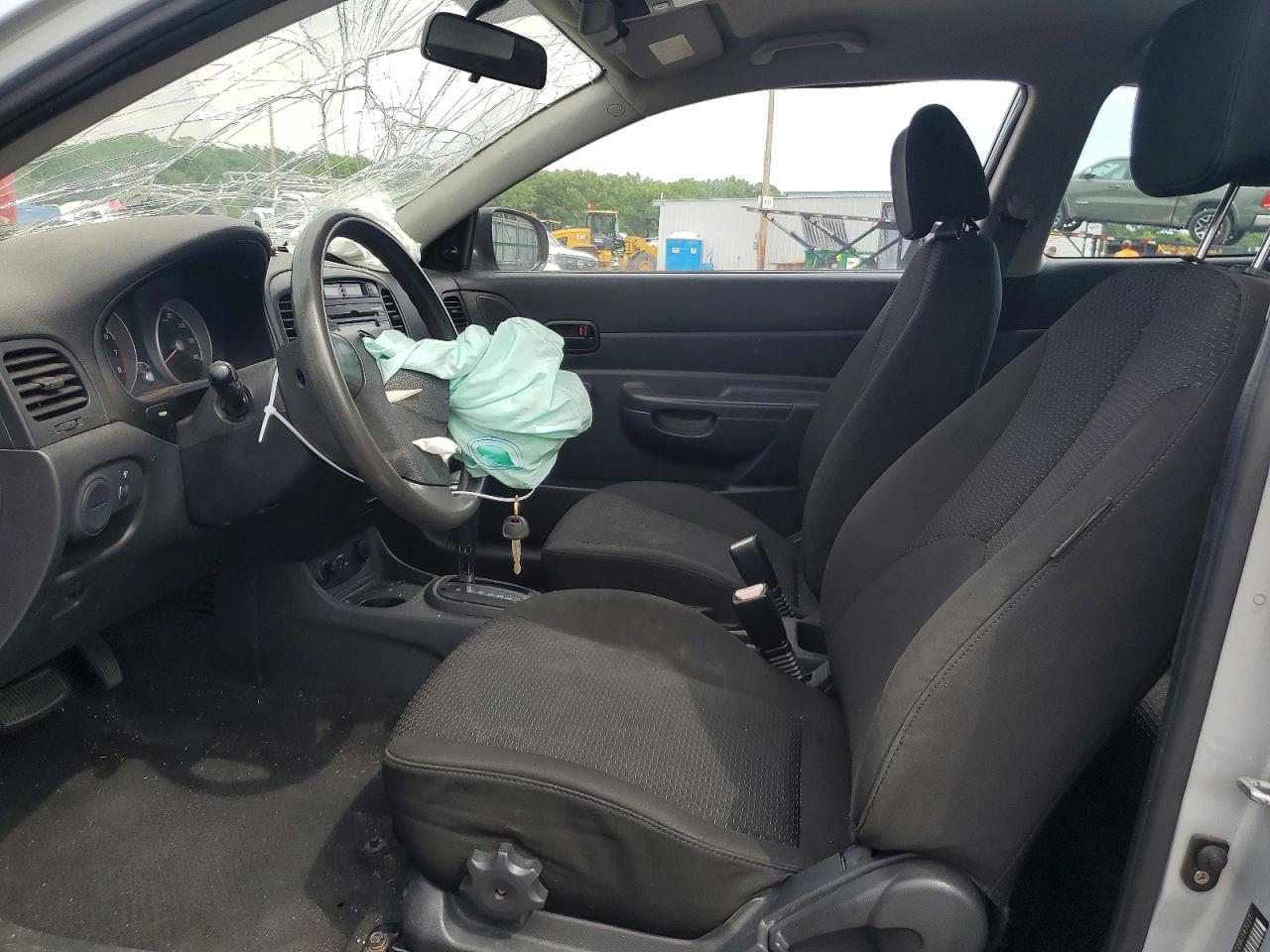2011 Hyundai Accent Gl Gray vin: KMHCM3AC2BU187227