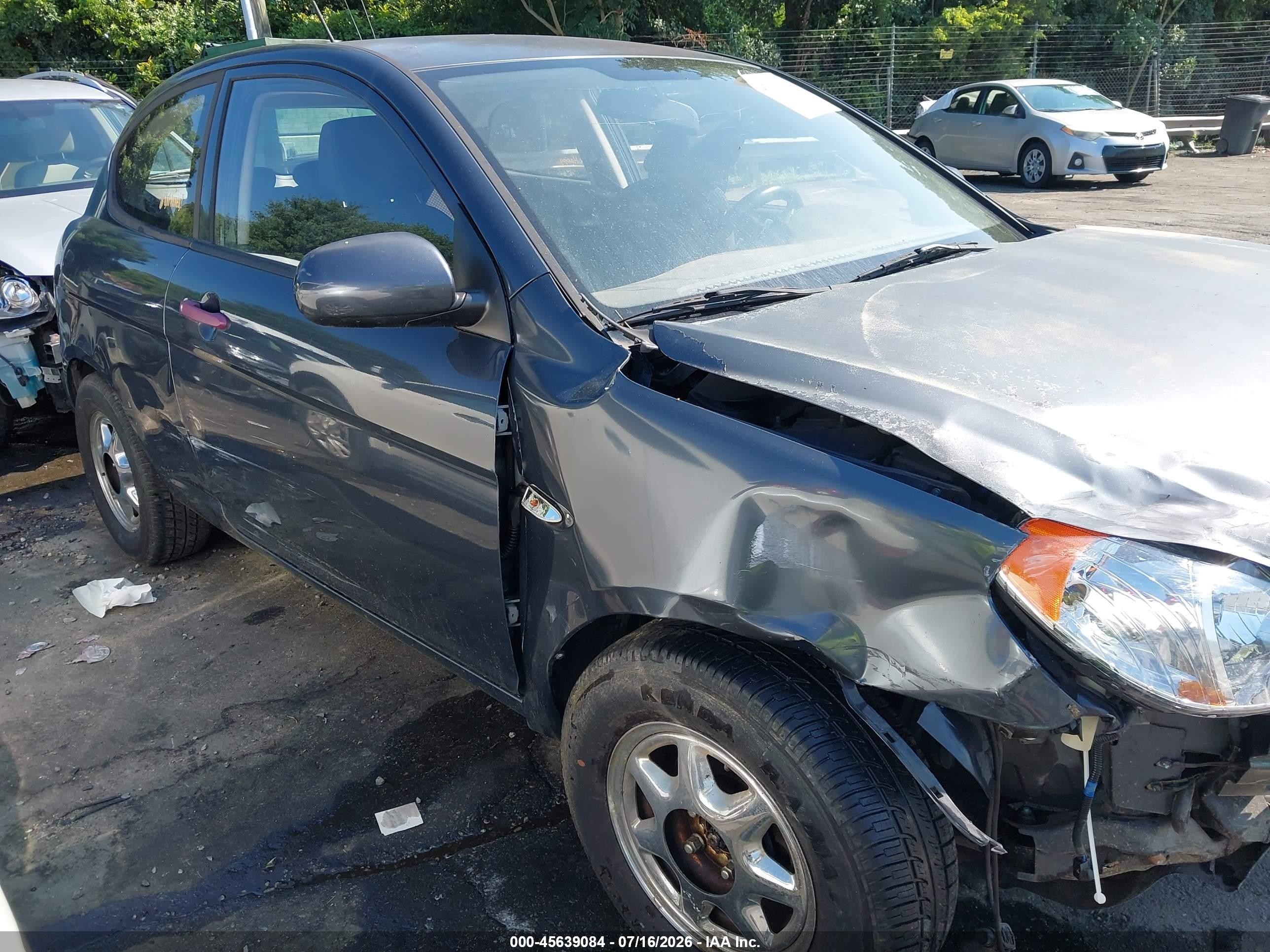 2010 Hyundai Accent Gs Gray vin: KMHCM3AC3AU169186