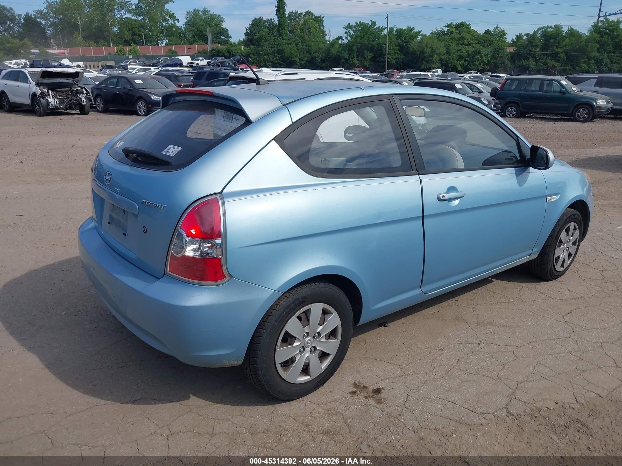 2010 Hyundai Accent Gs Light Blue vin: KMHCM3AC3AU185436