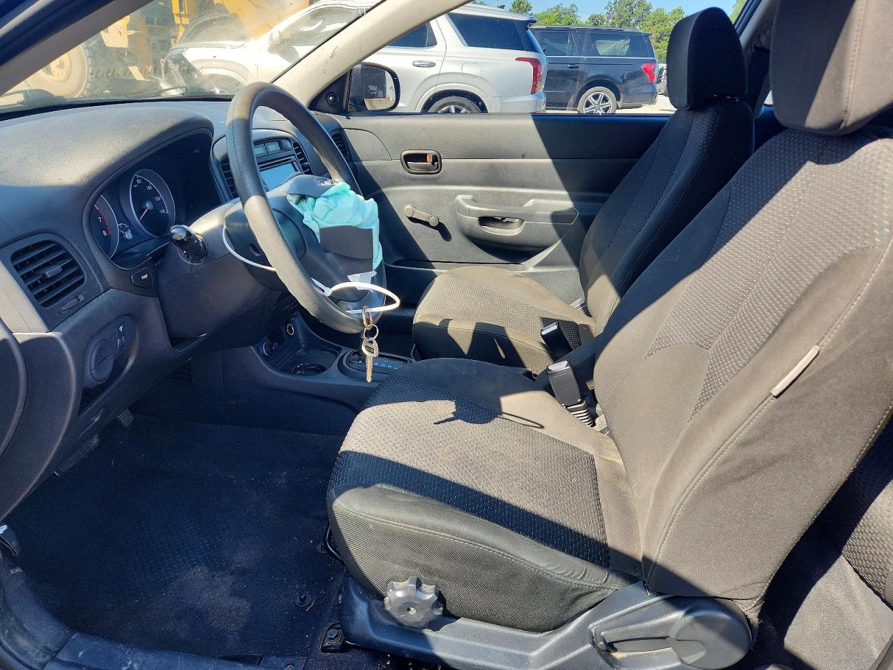 2010 Hyundai Accent Gs Blue vin: KMHCM3AC3AU186120