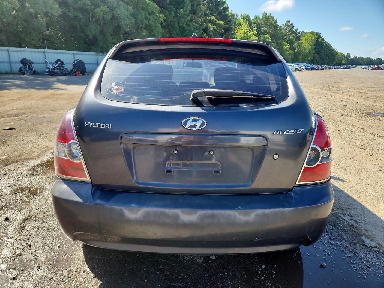2010 Hyundai Accent Gs Blue vin: KMHCM3AC3AU186120