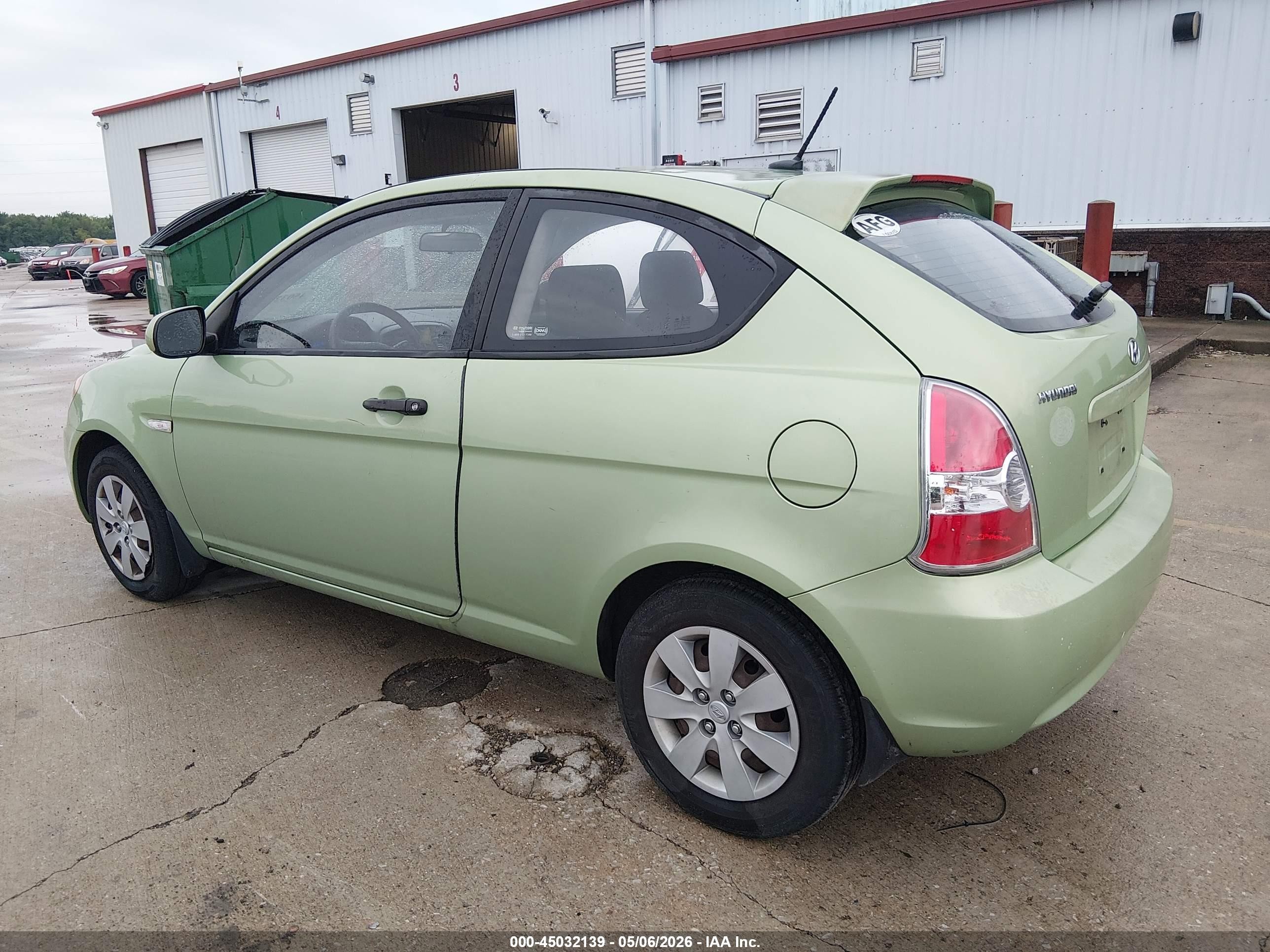 2010 Hyundai Accent Gs Зеленый vin: KMHCM3AC4AU180603