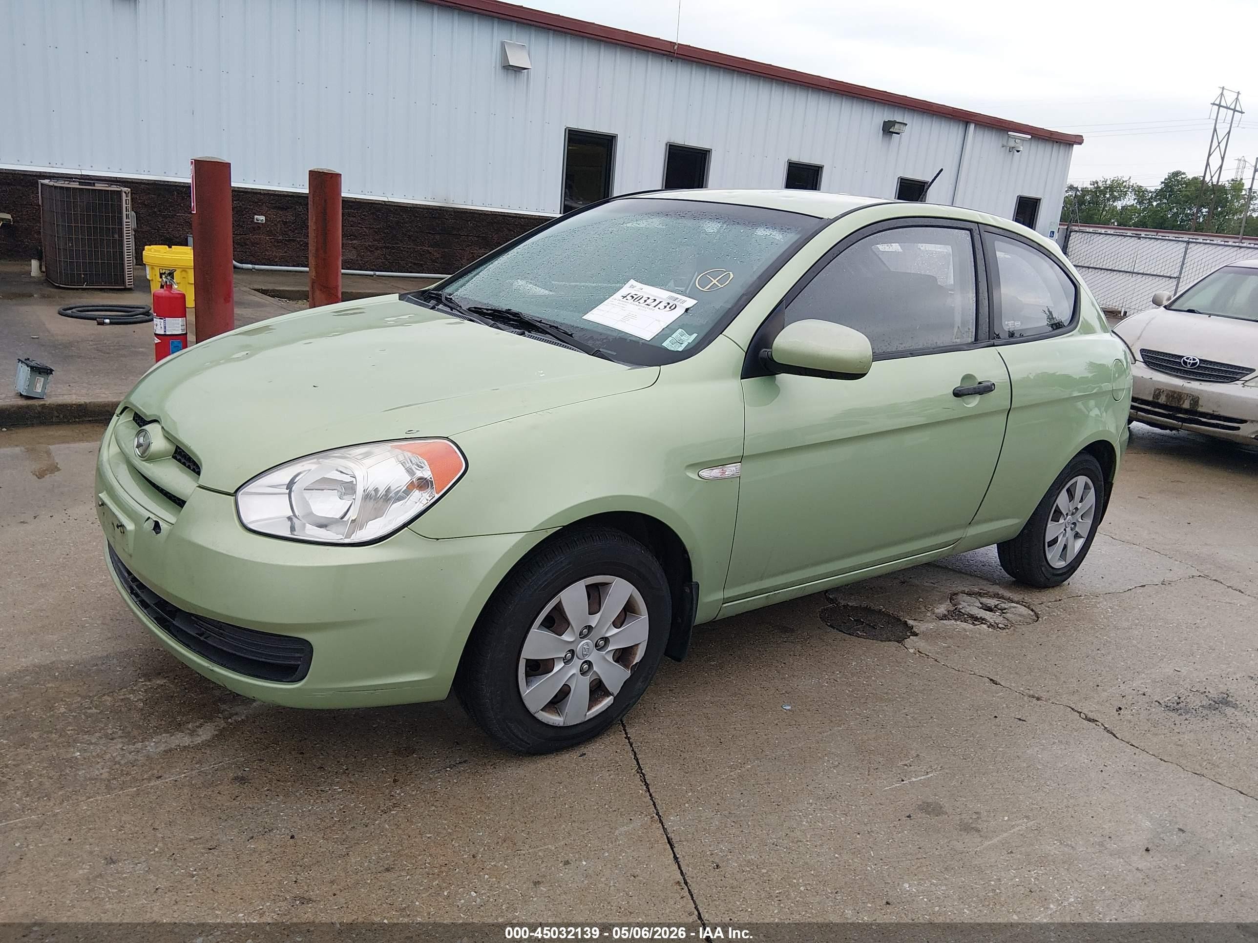 2010 Hyundai Accent Gs Зеленый vin: KMHCM3AC4AU180603