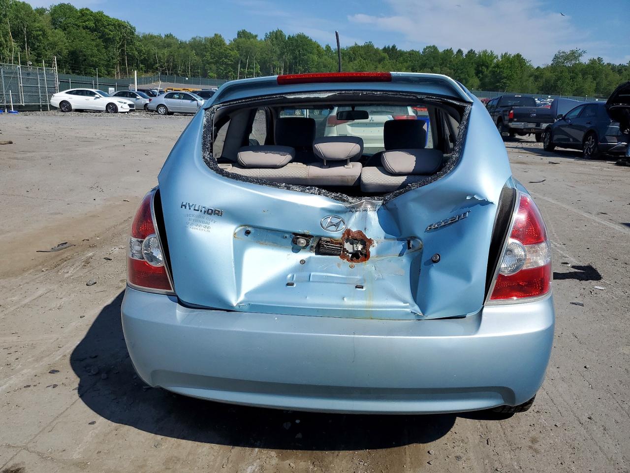 2010 Hyundai Accent Gs Blue vin: KMHCM3AC5AU175457