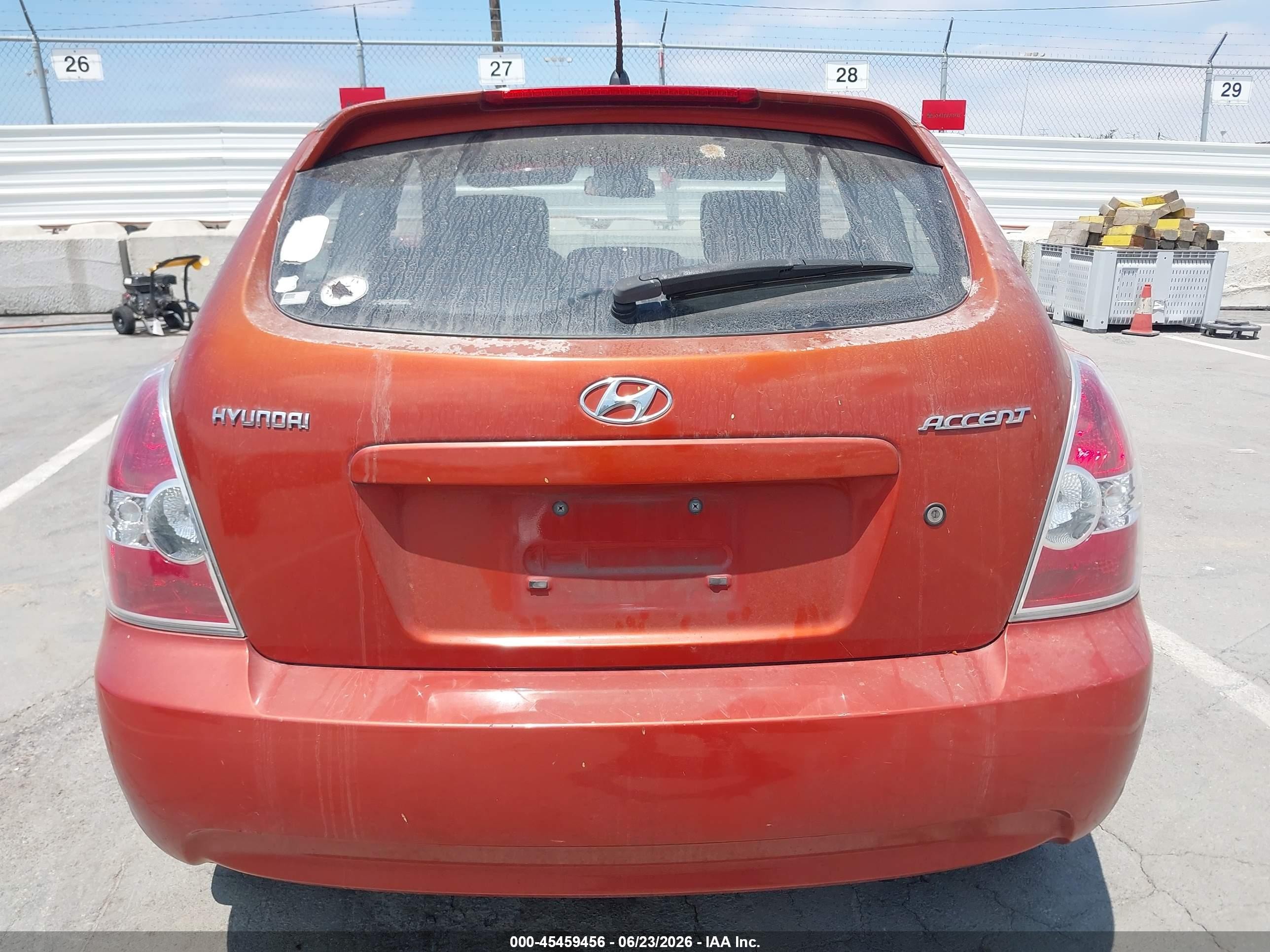 2010 Hyundai Accent Gs Orange vin: KMHCM3AC6AU162636