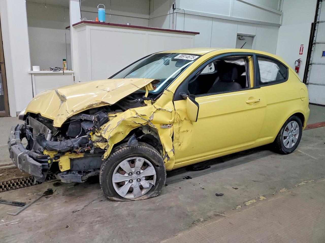 KMHCM3AC6AU181901