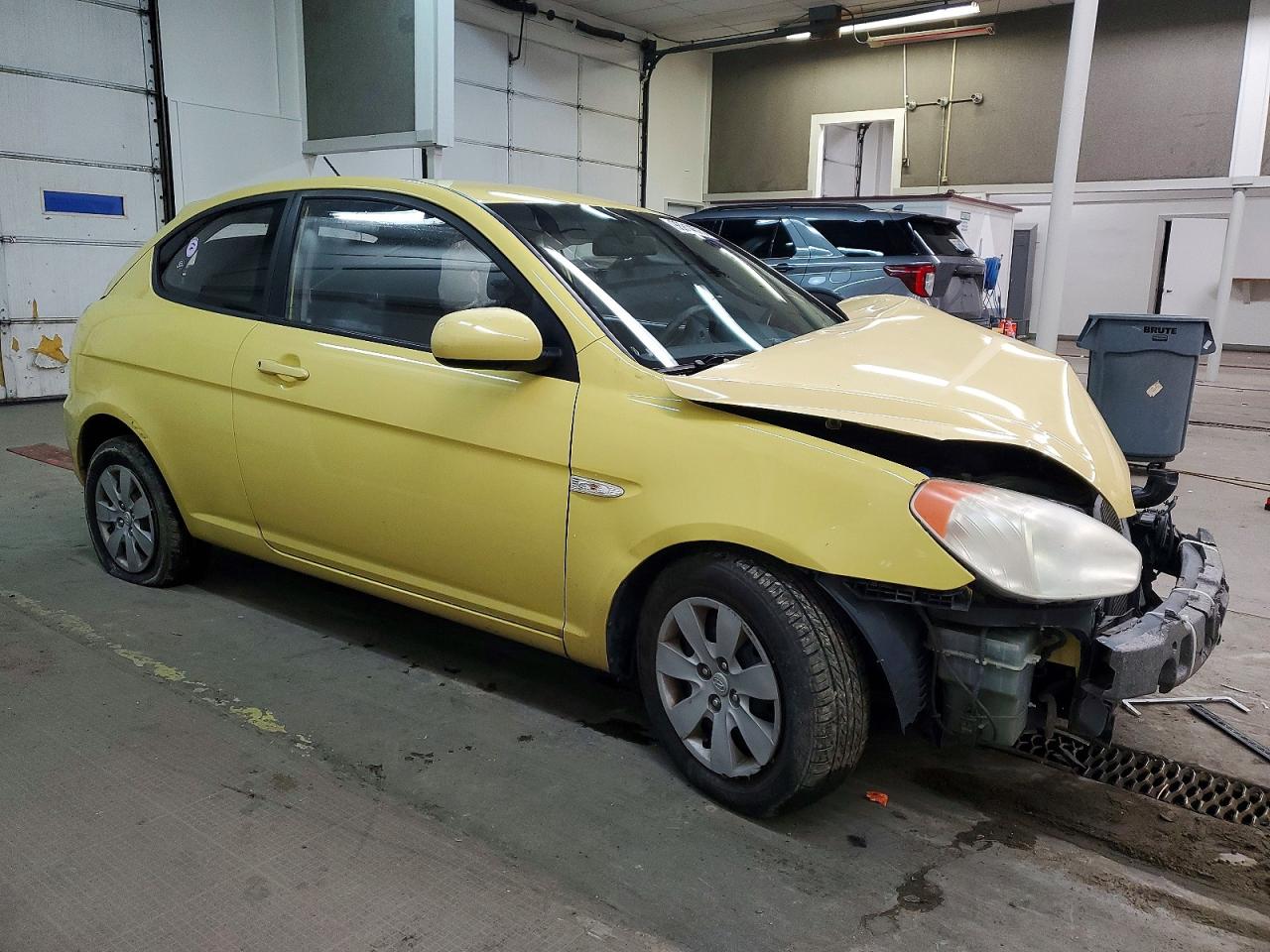 2010 Hyundai Accent Blue Yellow vin: KMHCM3AC6AU181901