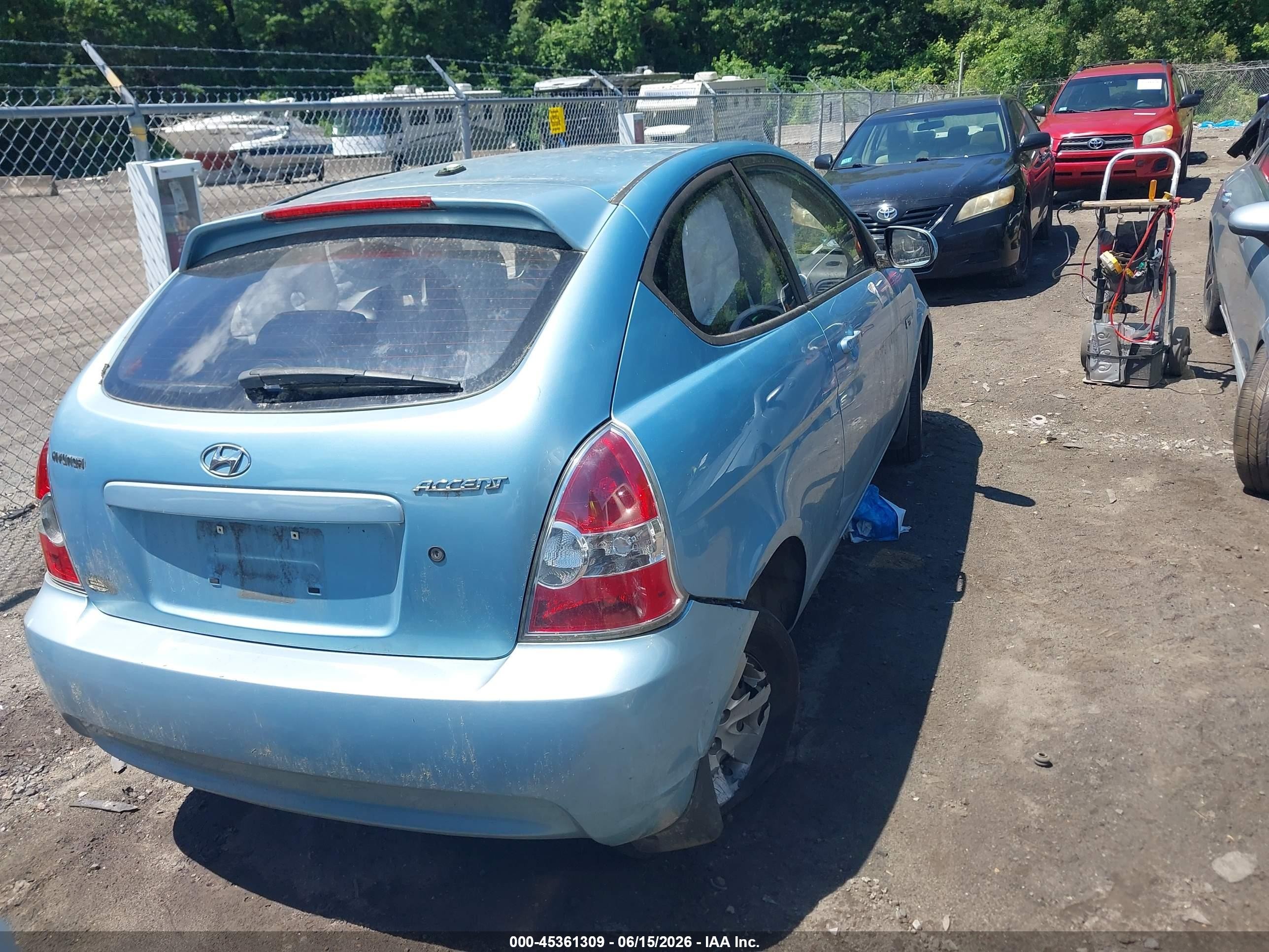 2010 Hyundai Accent Gs Blue vin: KMHCM3AC7AU161351