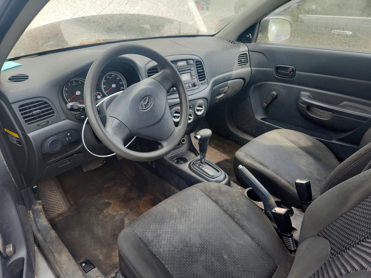 2010 Hyundai Accent Gs Gray vin: KMHCM3AC7AU184998