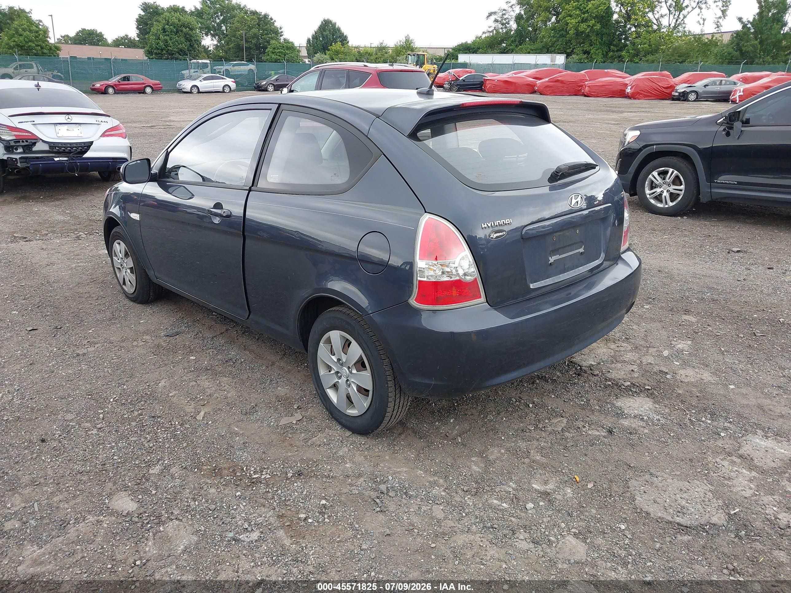 2011 Hyundai Accent Gs Gray vin: KMHCM3AC7BU191502