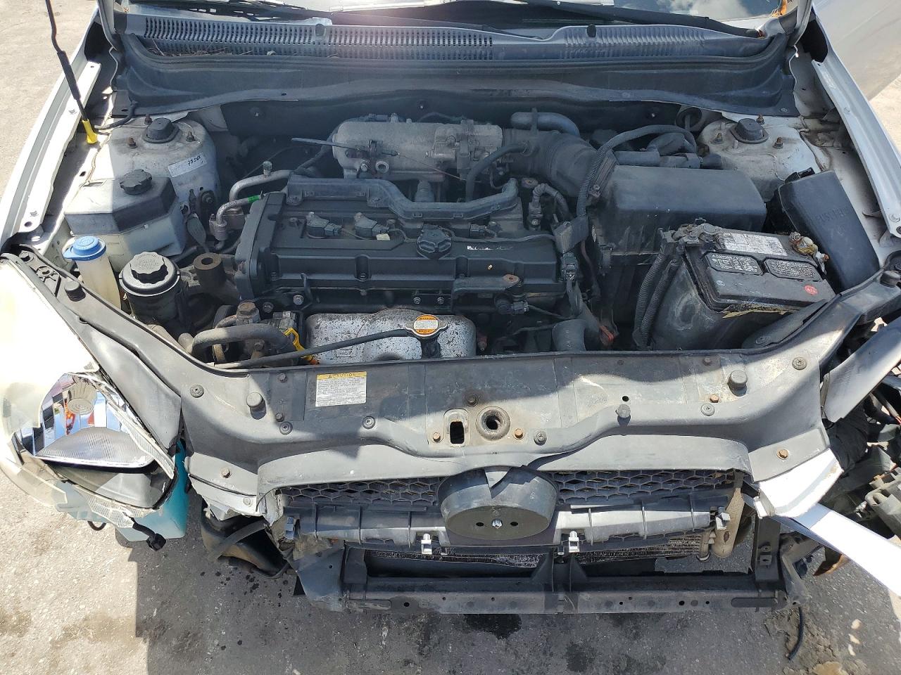 2011 Hyundai Accent Gs Серебряный vin: KMHCM3AC7BU195162
