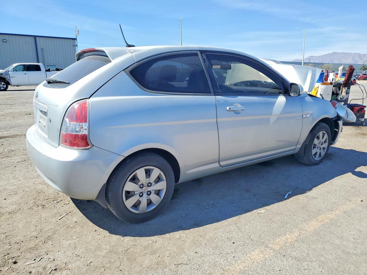 2011 Hyundai Accent Gs Silver vin: KMHCM3AC7BU197509