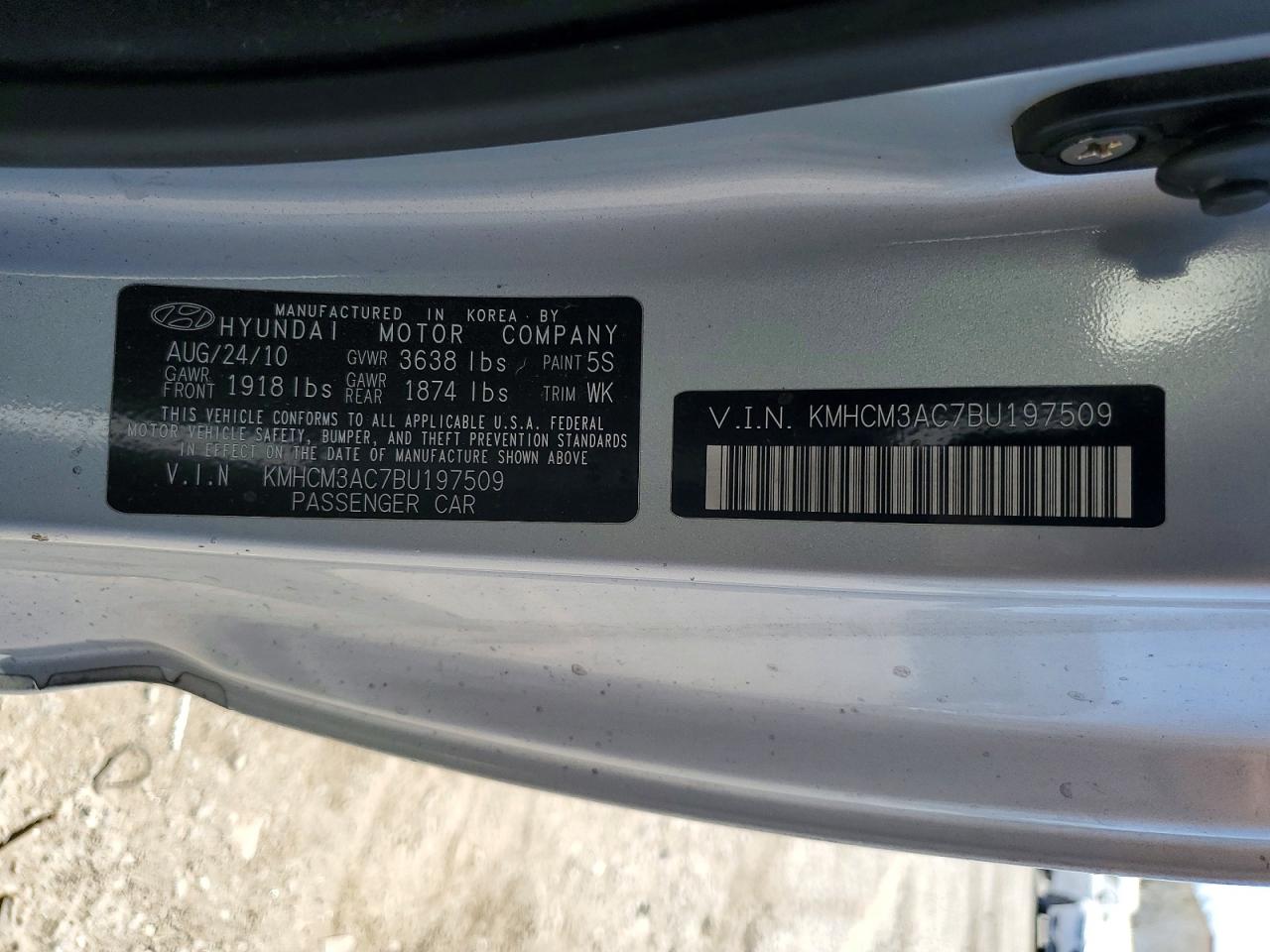 2011 Hyundai Accent Gs Silver vin: KMHCM3AC7BU197509