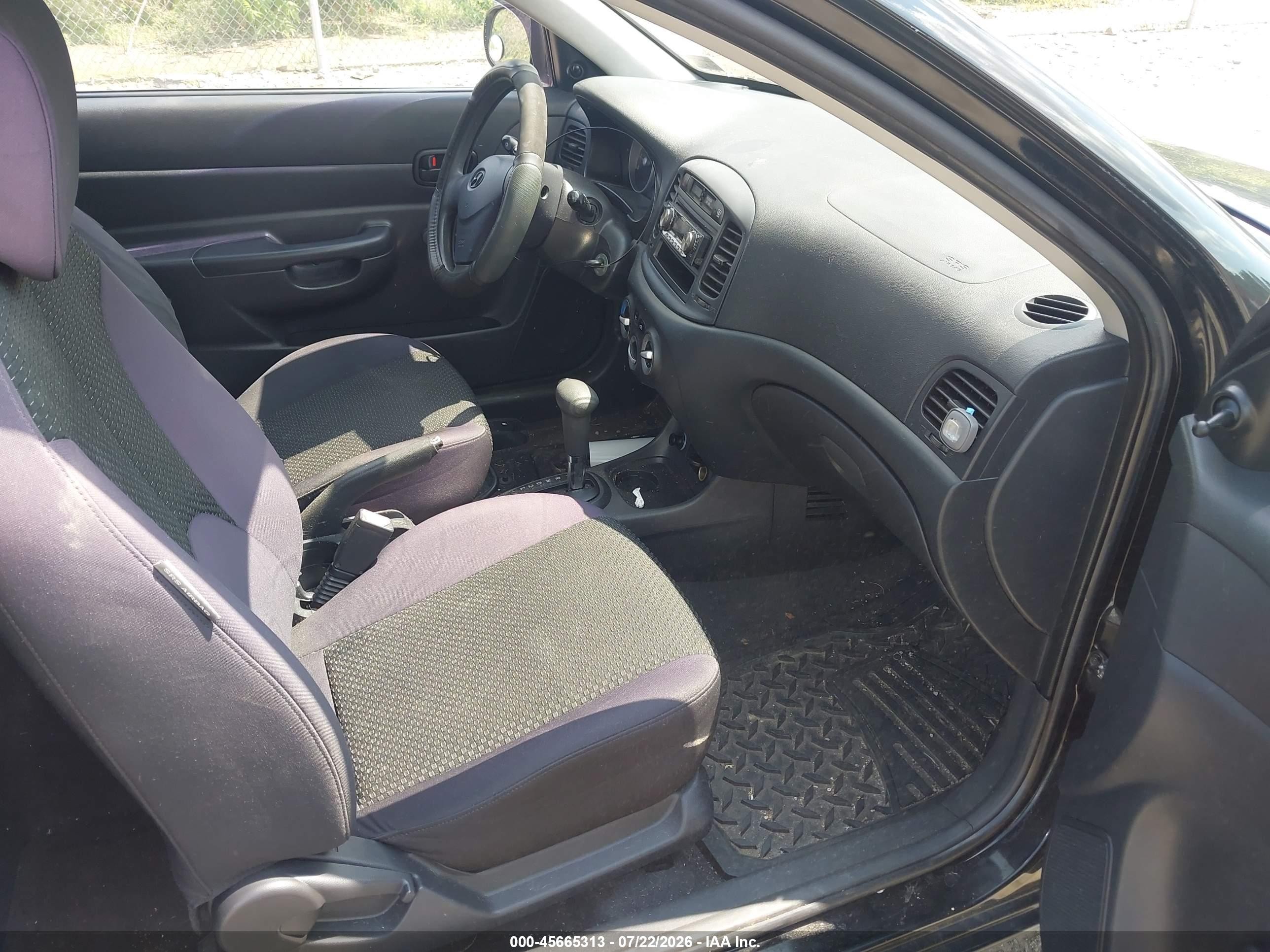 2010 Hyundai Accent Gs Black vin: KMHCM3AC8AU149466