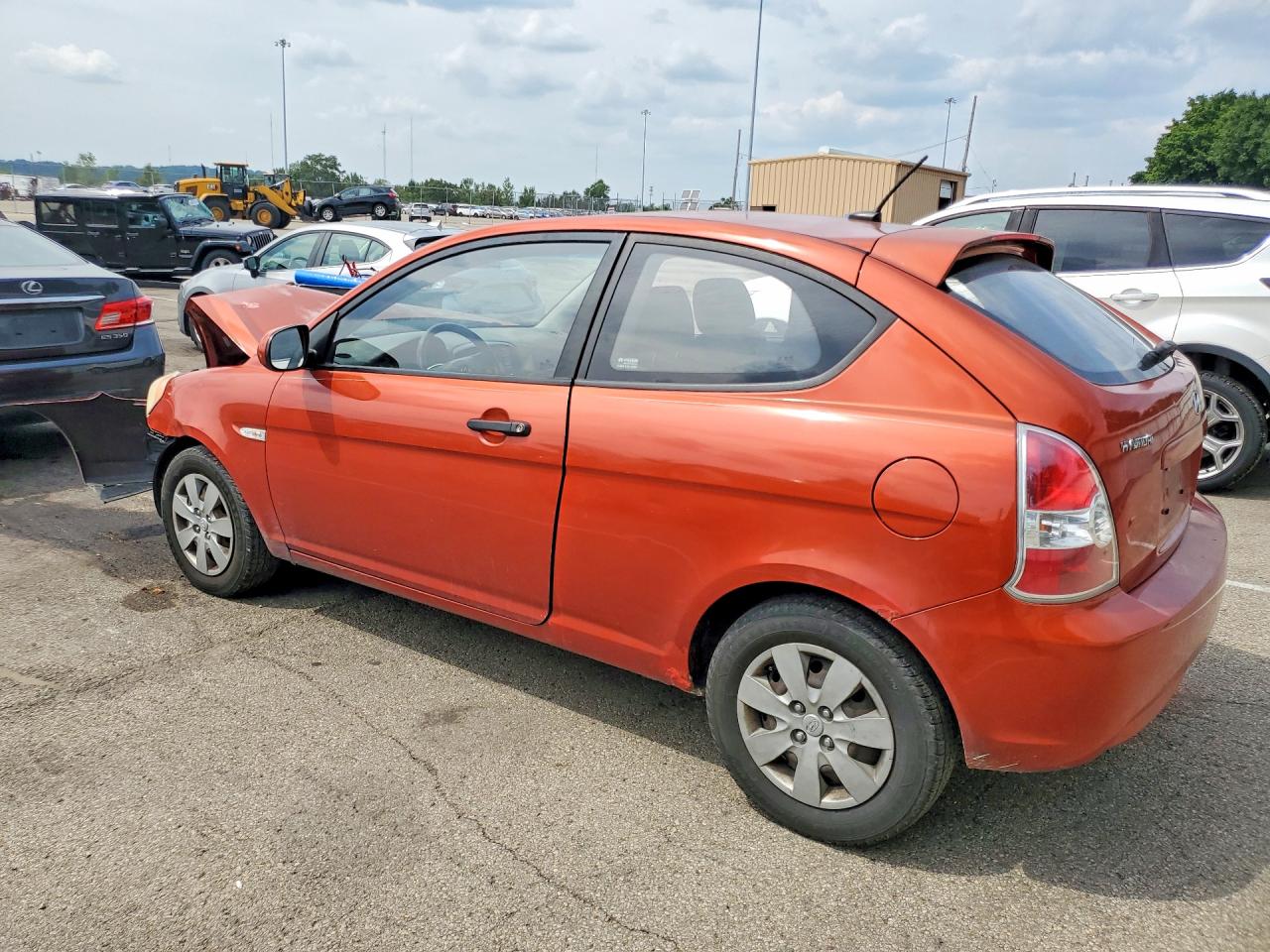 2010 Hyundai Accent Gs Оранжевый vin: KMHCM3AC8AU161875