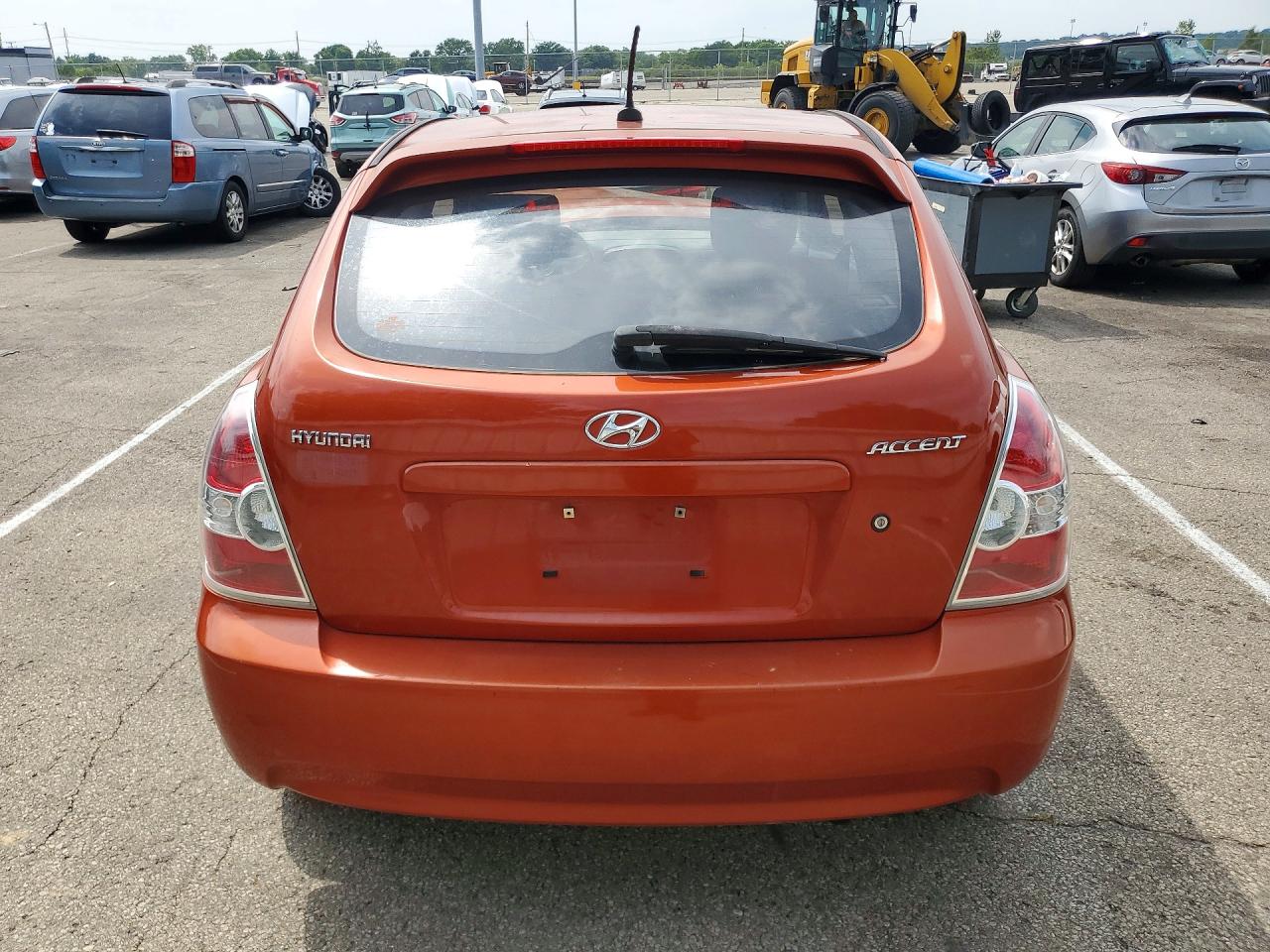 2010 Hyundai Accent Gs Оранжевый vin: KMHCM3AC8AU161875