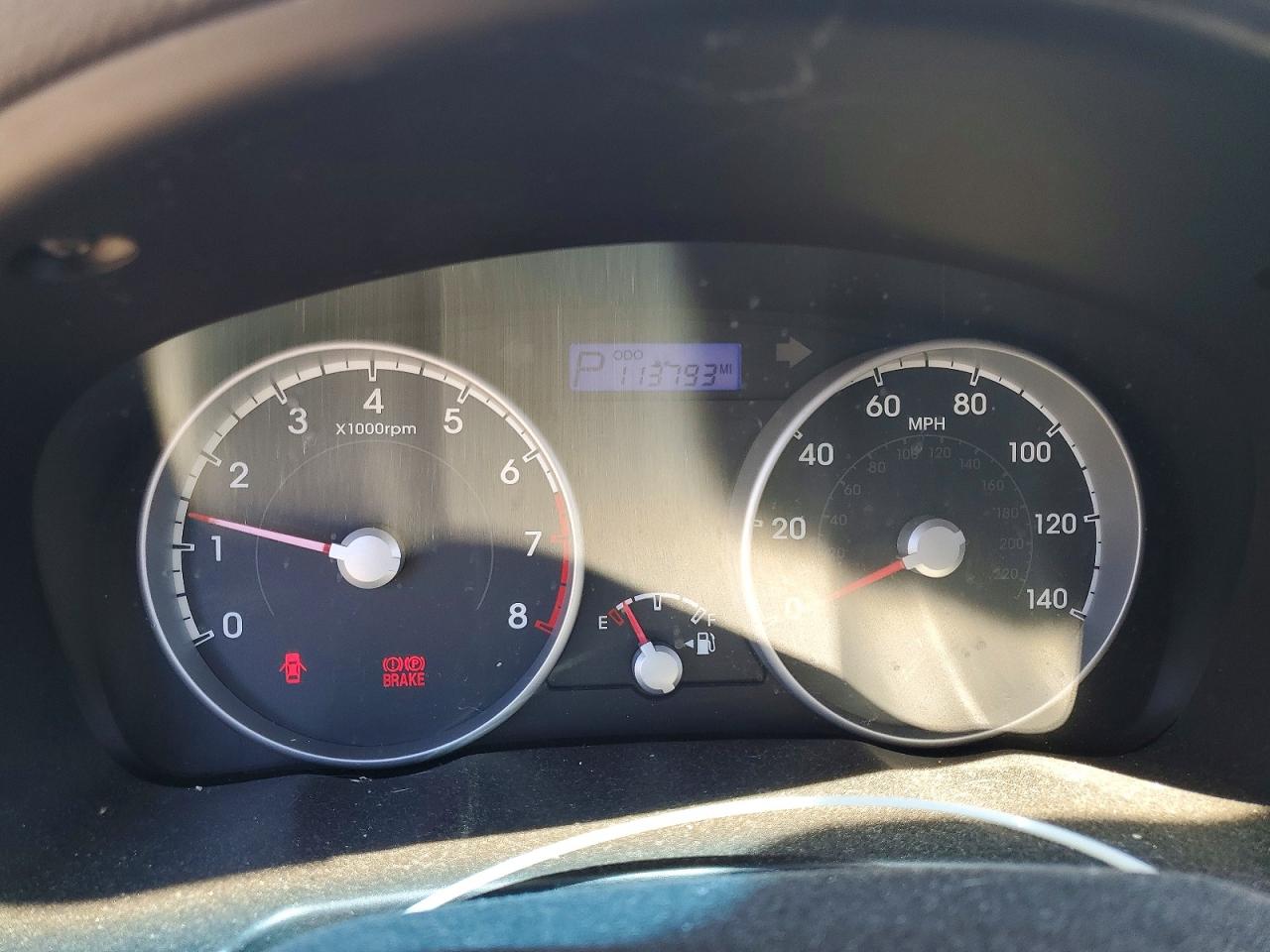 2010 Hyundai Accent Gs Silver vin: KMHCM3AC8AU167644