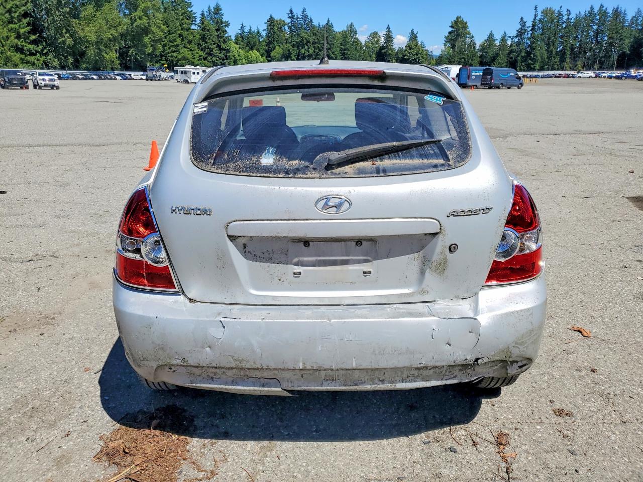 2010 Hyundai Accent Gs Silver vin: KMHCM3AC8AU167644