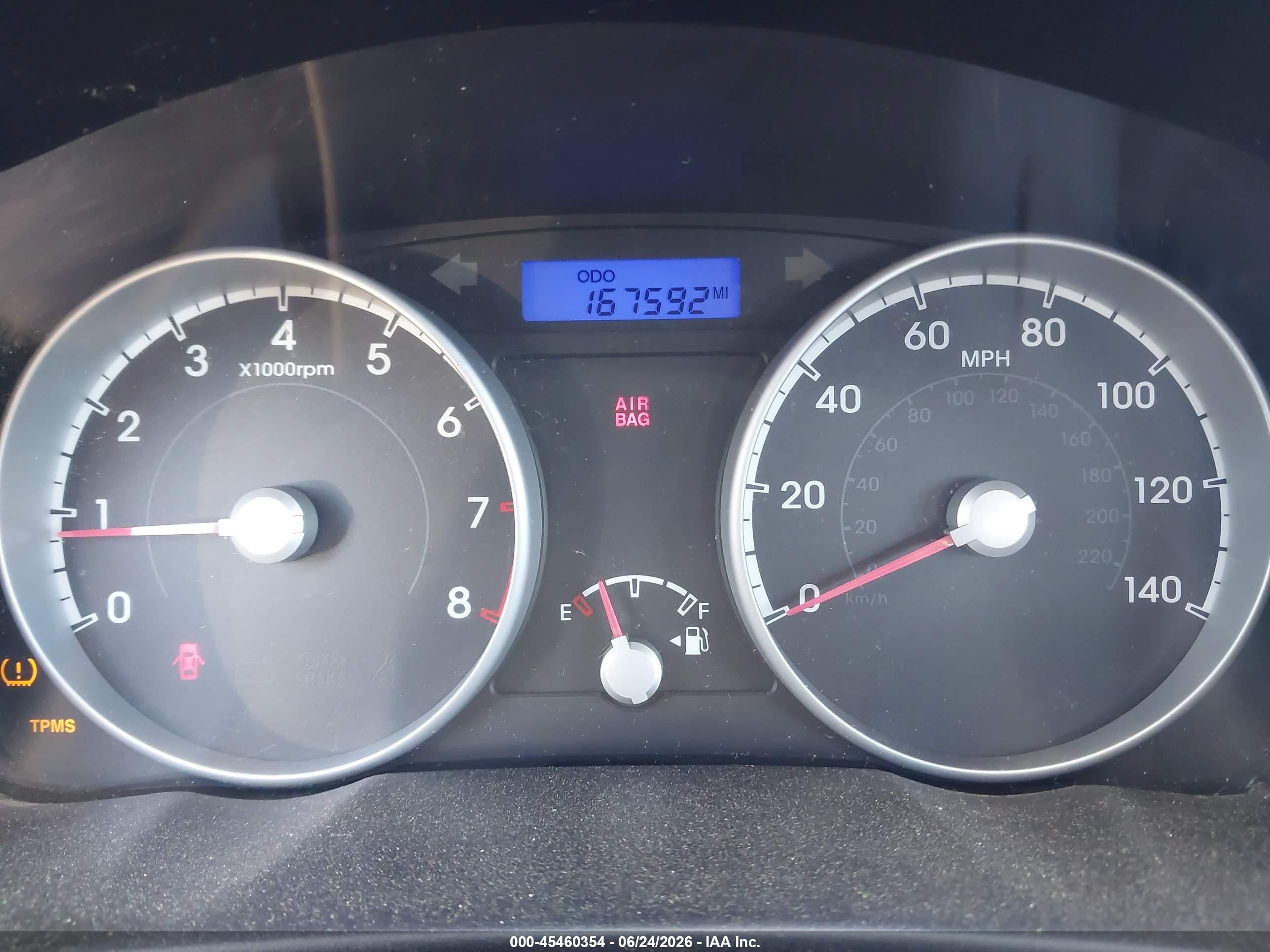 2010 Hyundai Accent Gs Silver vin: KMHCM3AC8AU167658