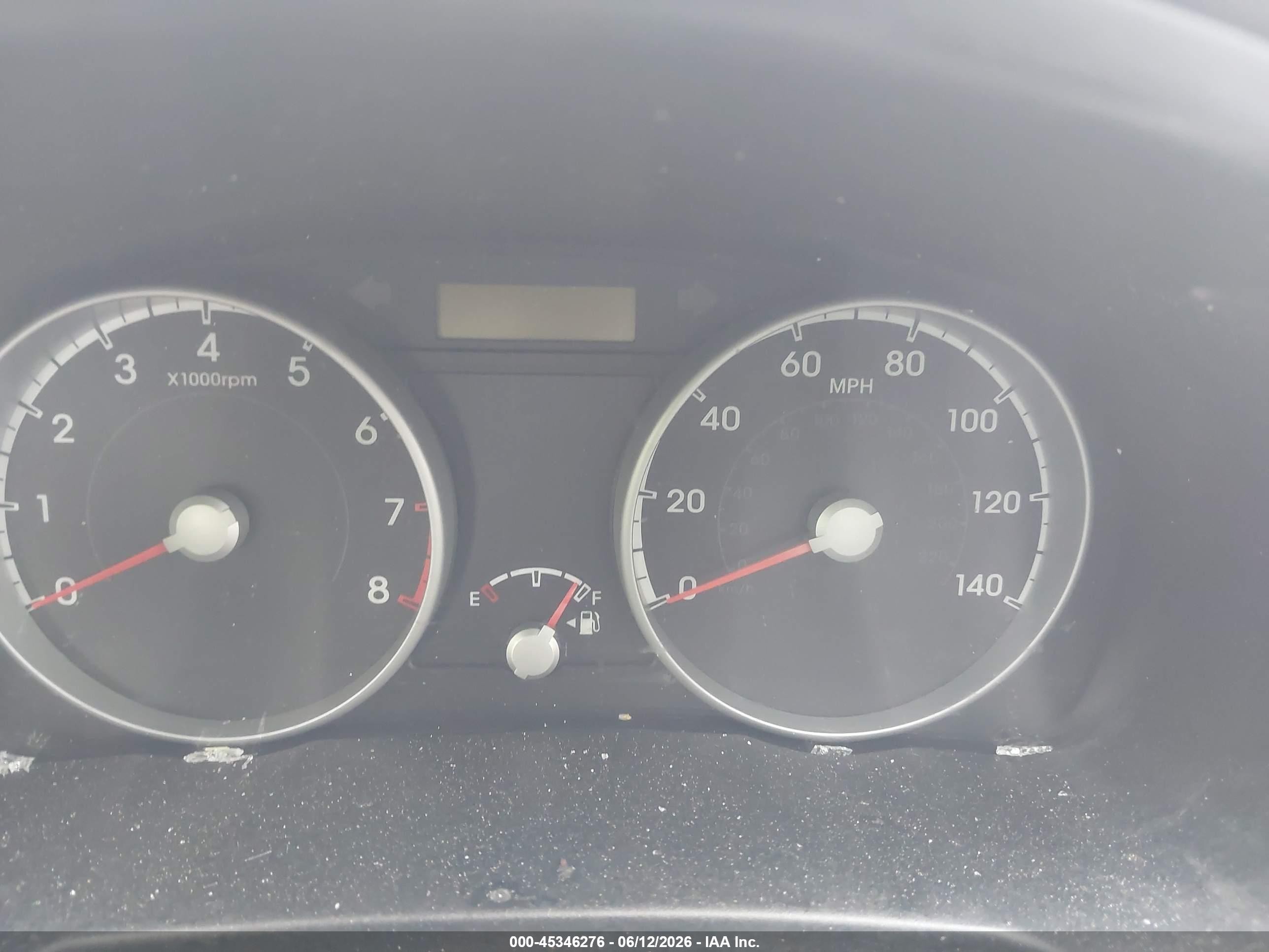 2010 Hyundai Accent Gs White vin: KMHCM3AC8AU174366