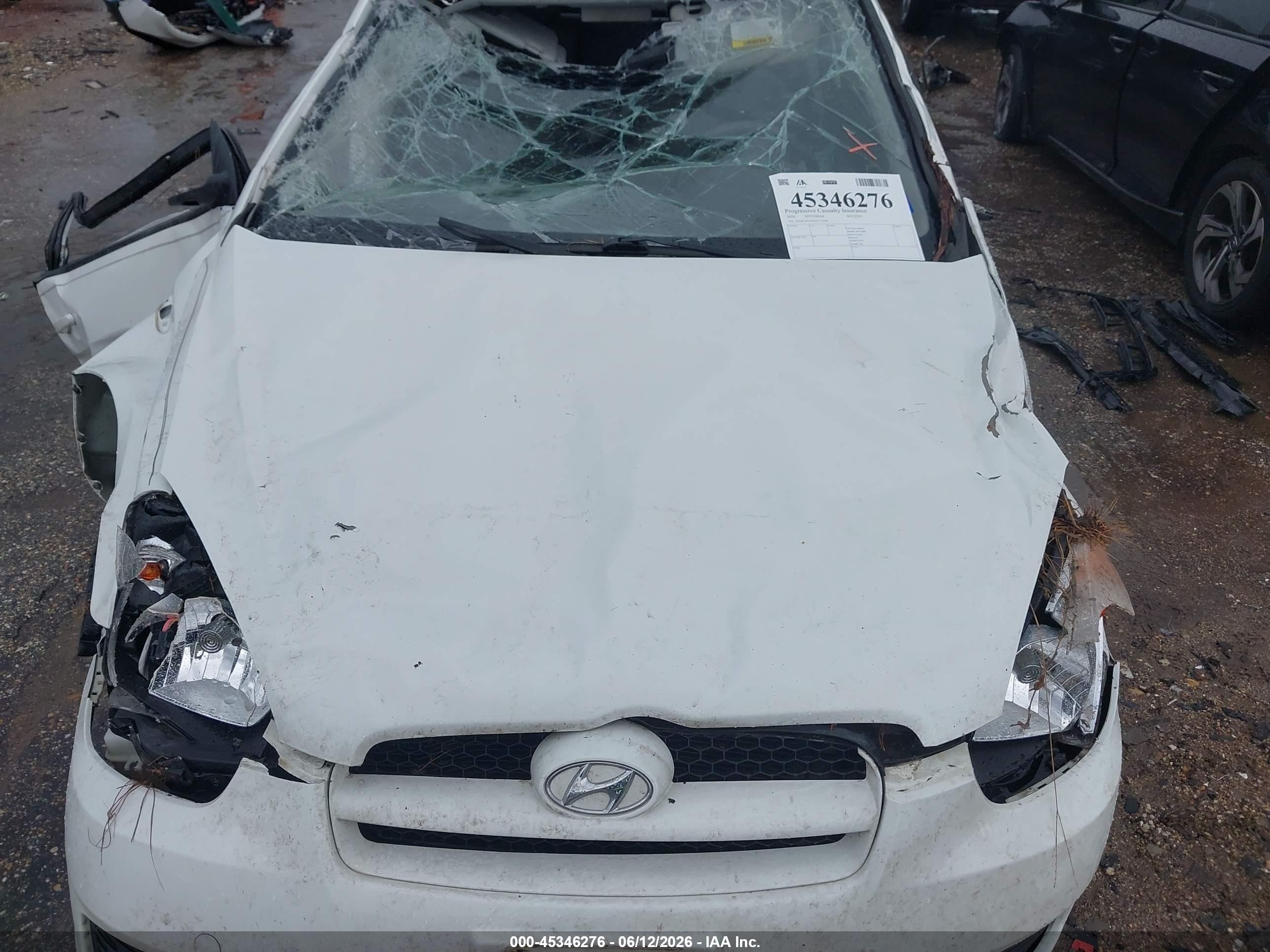 2010 Hyundai Accent Gs White vin: KMHCM3AC8AU174366