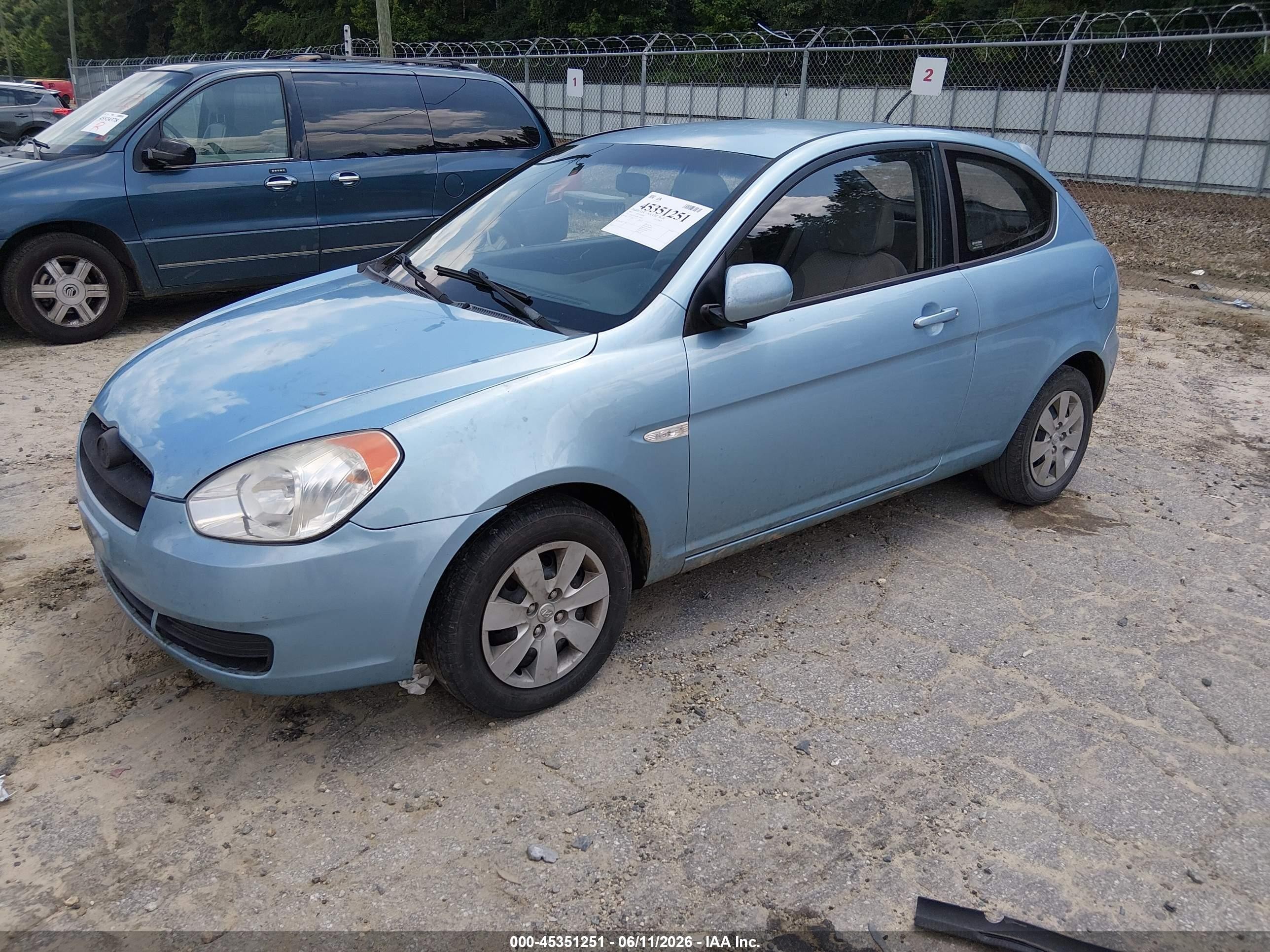 2011 Hyundai Accent Gs Blue vin: KMHCM3AC8BU199852