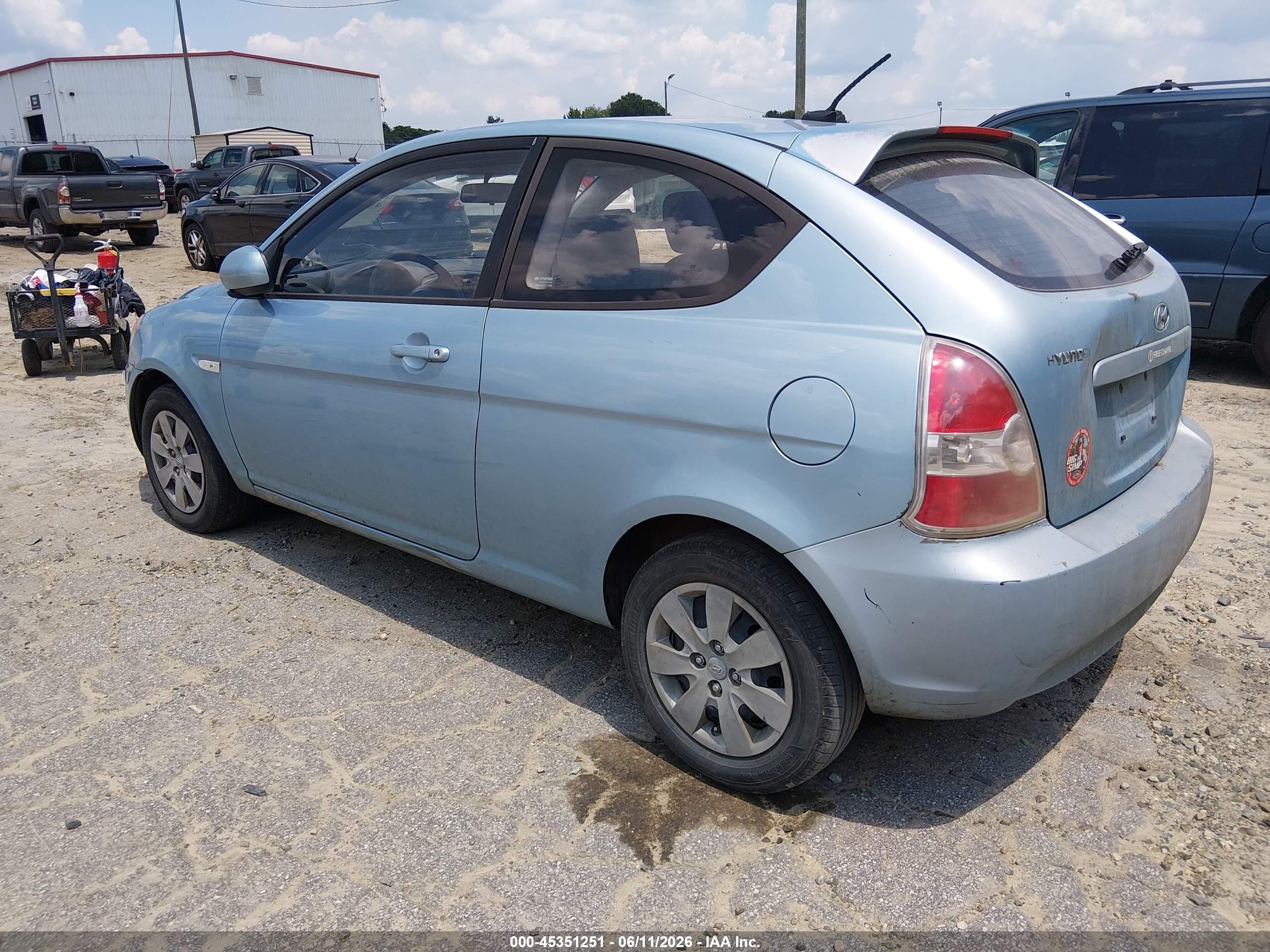 2011 Hyundai Accent Gs Blue vin: KMHCM3AC8BU199852