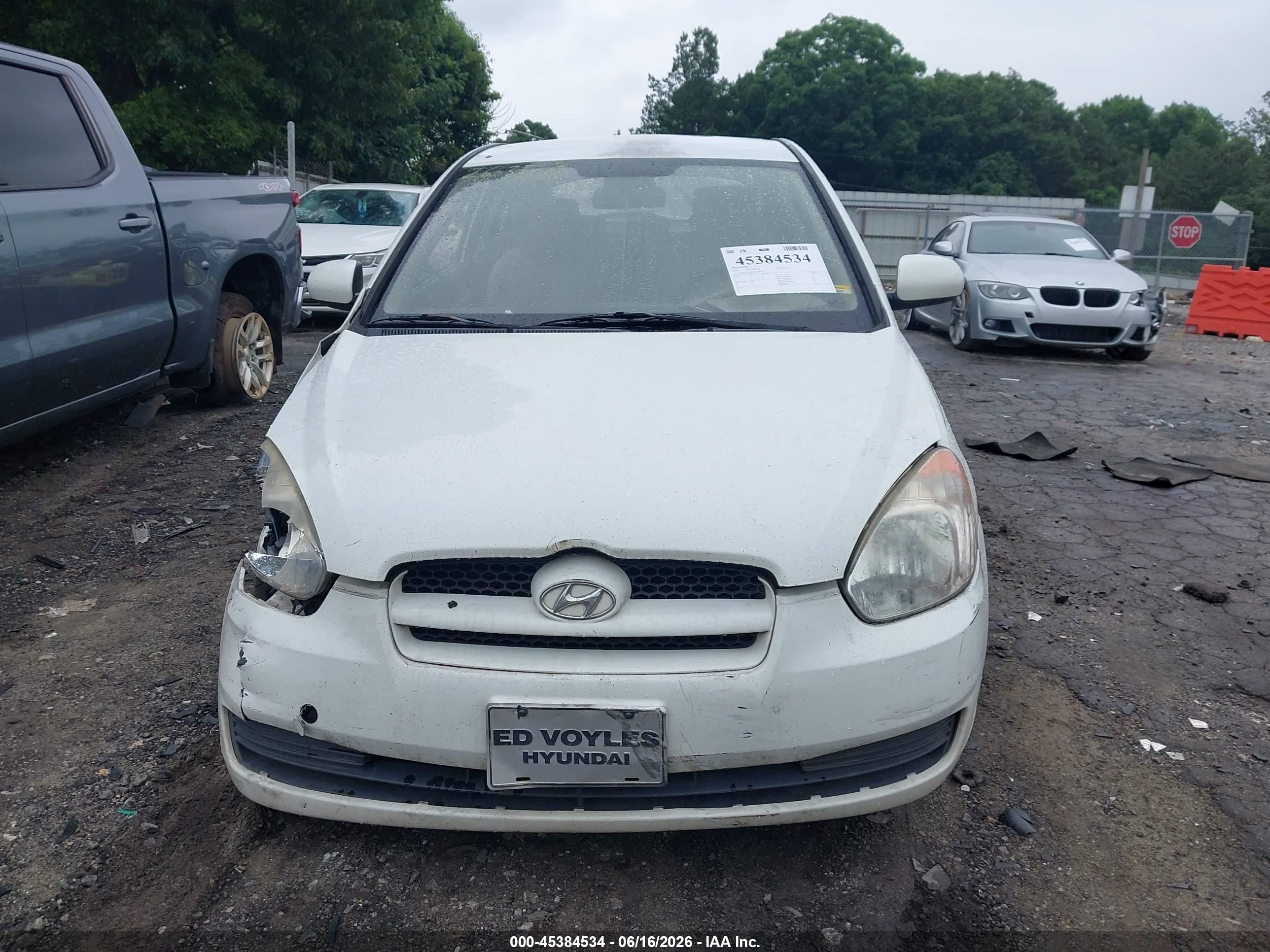 2010 Hyundai Accent Gs White vin: KMHCM3AC9AU156992