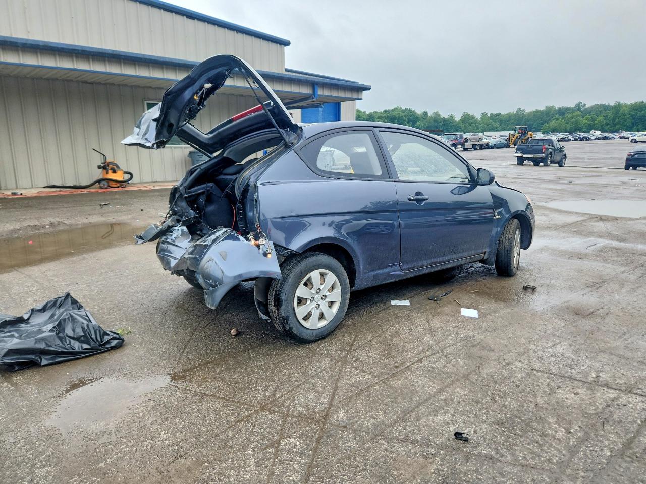 2011 Hyundai Accent Gl Синий vin: KMHCM3AC9BU186317