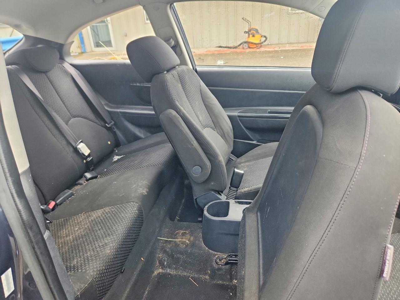 2011 Hyundai Accent Gl Синий vin: KMHCM3AC9BU186317