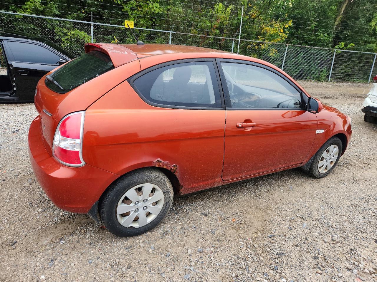 2010 Hyundai Accent Gs Orange vin: KMHCM3ACXAU156435