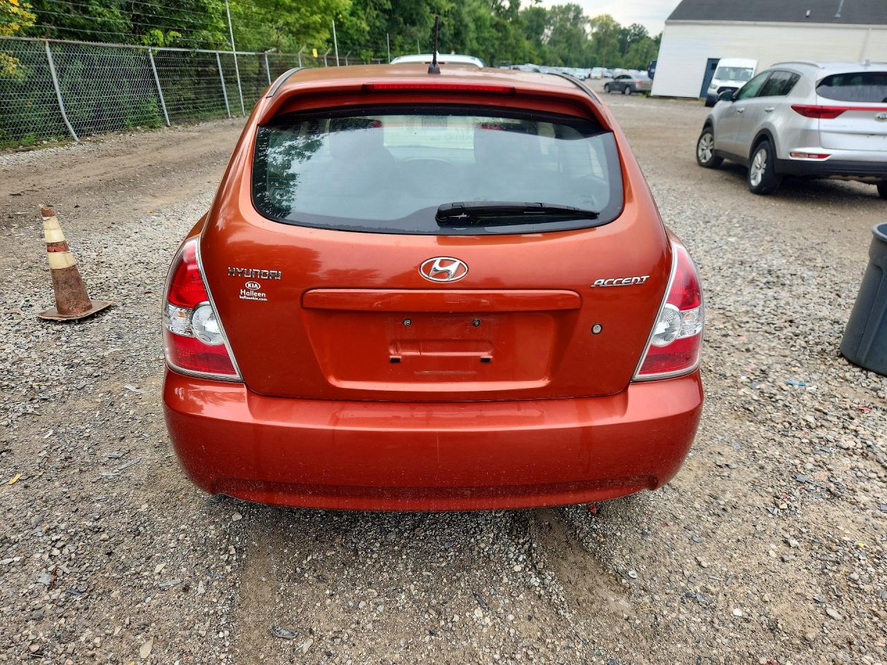 2010 Hyundai Accent Gs Orange vin: KMHCM3ACXAU156435