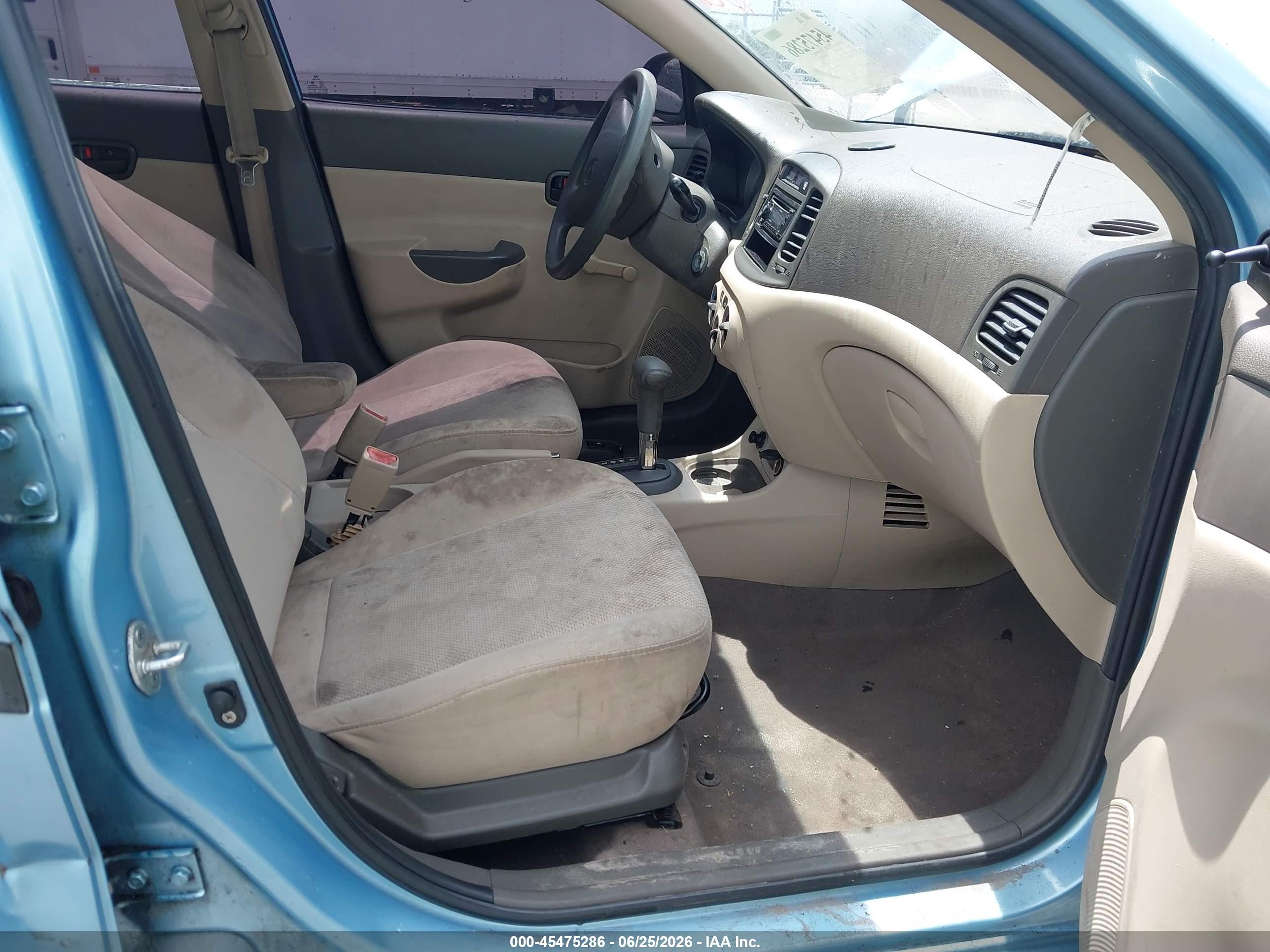 2009 Hyundai Accent Gls Light Blue vin: KMHCM46CX9U293837